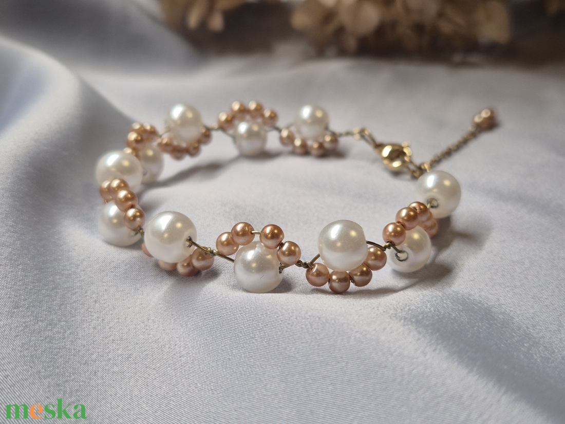 Egyedi kézzel készült gyöngy karkötő - ékszer - karkötő - gyöngyös karkötő - Meska.hu