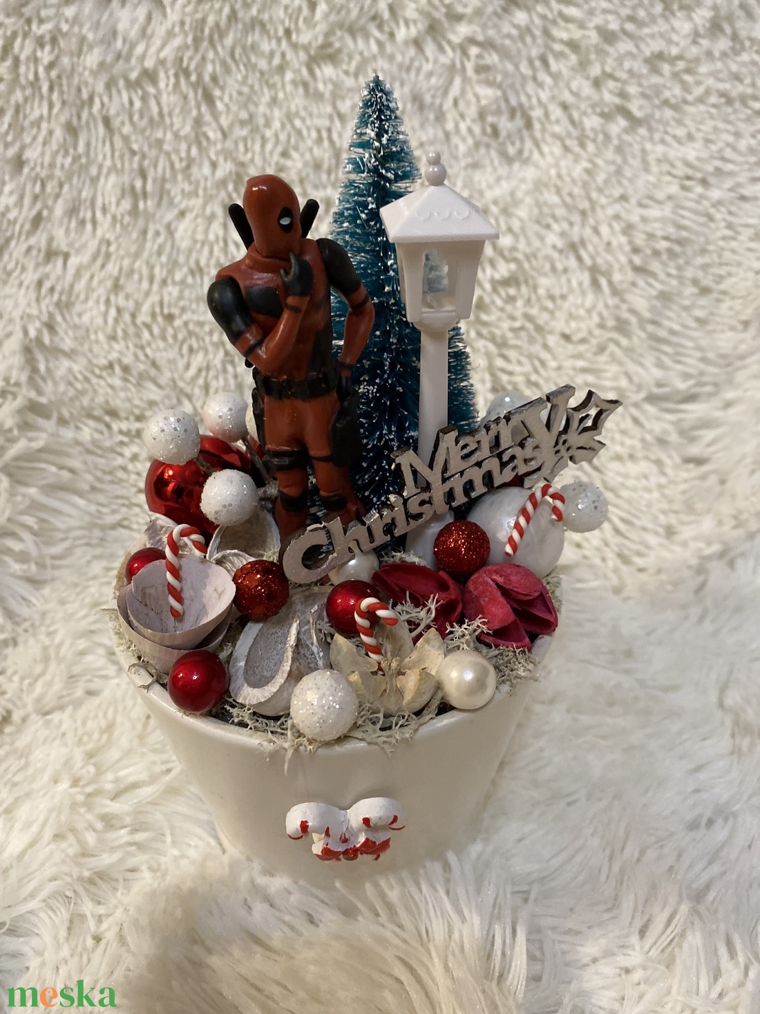 Deadpool.  Karácsonyi asztal disz  - karácsony - adventi díszek - adventi koszorú - Meska.hu