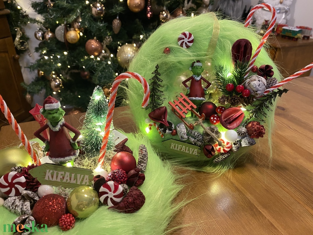 Grincs karácsonyi asztal disz és kopogtató - karácsony - adventi díszek - adventi asztaldísz - Meska.hu Grincs karácsonyi asztal disz és kopogtató - karácsony - adventi díszek - adventi asztaldísz - Meska.hu