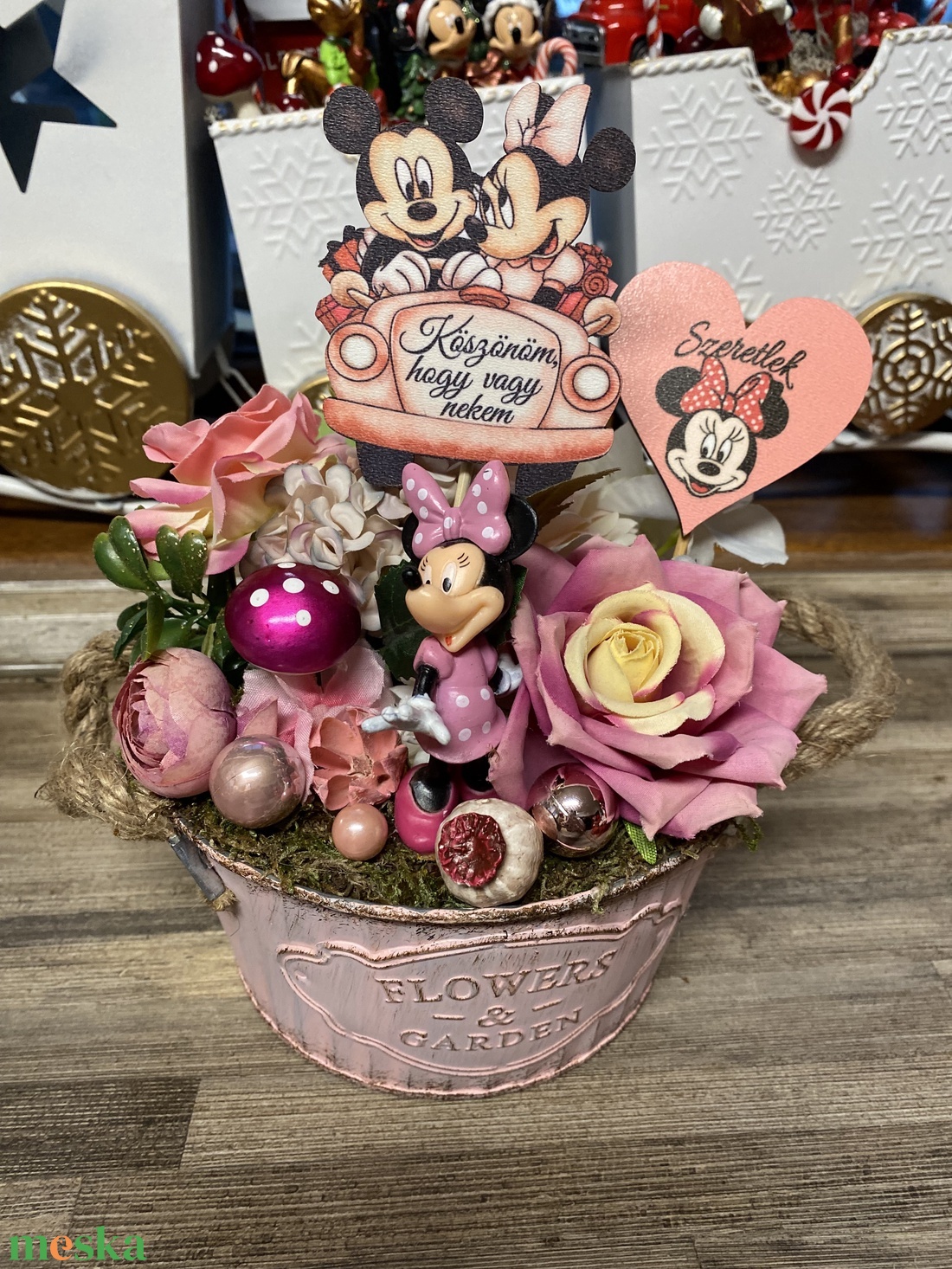 Disney Minnie asztal disz - otthon & életmód - dekoráció - ajtó- és ablak dekoráció - ablakdísz - Meska.hu Disney Minnie asztal disz - otthon & életmód - dekoráció - ajtó- és ablak dekoráció - ablakdísz - Meska.hu