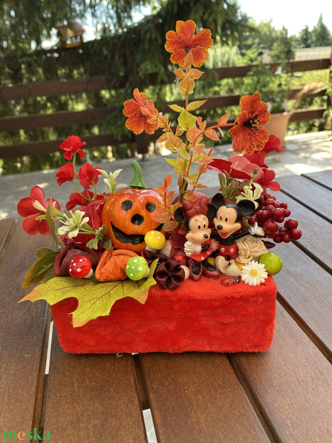 Disney Mickey őszi asztal disz - otthon & életmód - dekoráció - virágdísz és tartó - virágtartó - Meska.hu Disney Mickey őszi asztal disz - otthon & életmód - dekoráció - virágdísz és tartó - virágtartó - Meska.hu