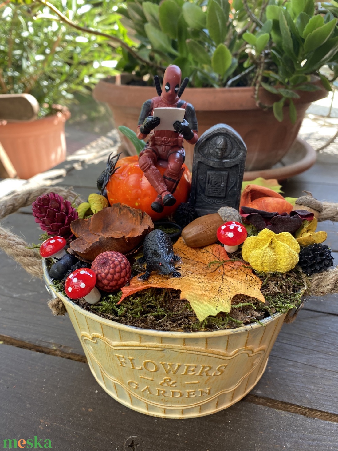 Deadpool. Halloween őszi asztal dísz - otthon & életmód - dekoráció - halloween - halloweeni asztaldísz - Meska.hu Deadpool. Halloween őszi asztal dísz - otthon & életmód - dekoráció - halloween - halloweeni asztaldísz - Meska.hu