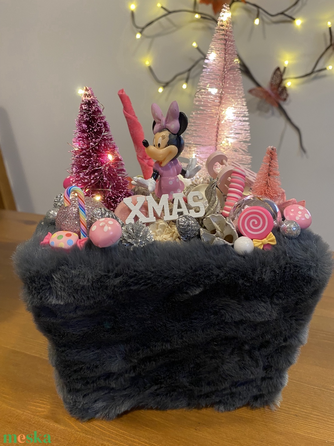 Disney Minnie karácsonyi  asztal disz  - karácsony - karácsonyi lakásdekoráció - ünnepi asztaldekoráció - Meska.hu