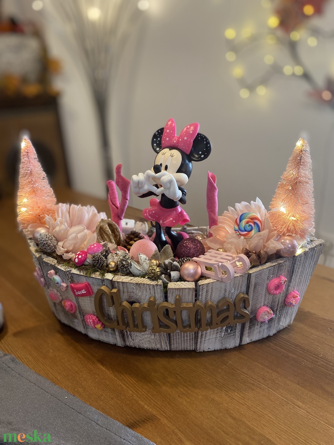  Disney Minnie karácsonyi  asztal disz  - karácsony - karácsonyi lakásdekoráció - ünnepi asztaldekoráció - Meska.hu