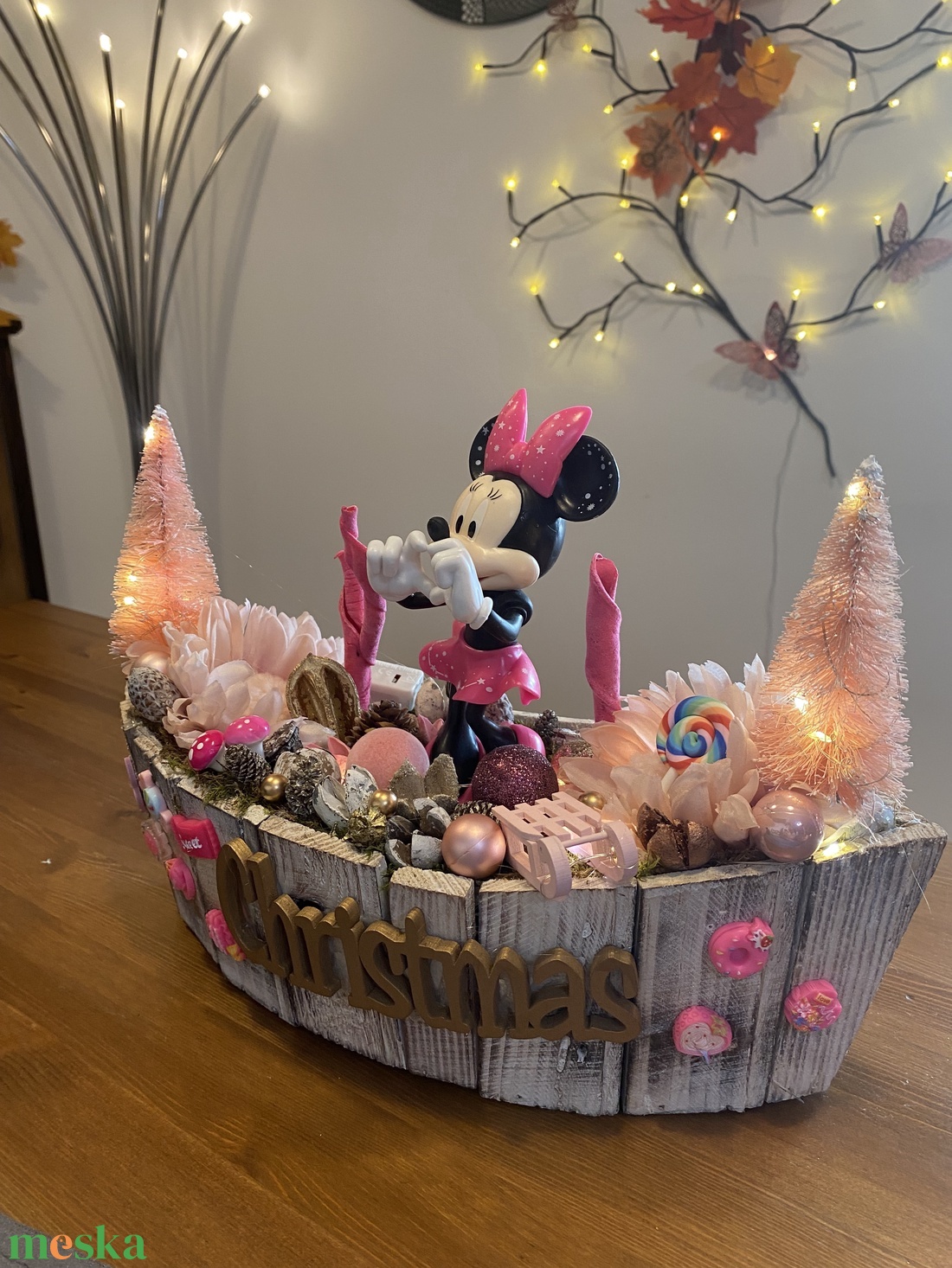  Disney Minnie karácsonyi  asztal disz  - karácsony - karácsonyi lakásdekoráció - ünnepi asztaldekoráció - Meska.hu
