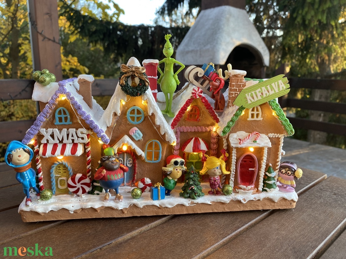  Grincs karácsonyi  asztal disz Kifalva  - karácsony - karácsonyi lakásdekoráció - karácsonyi ajtódíszek - Meska.hu