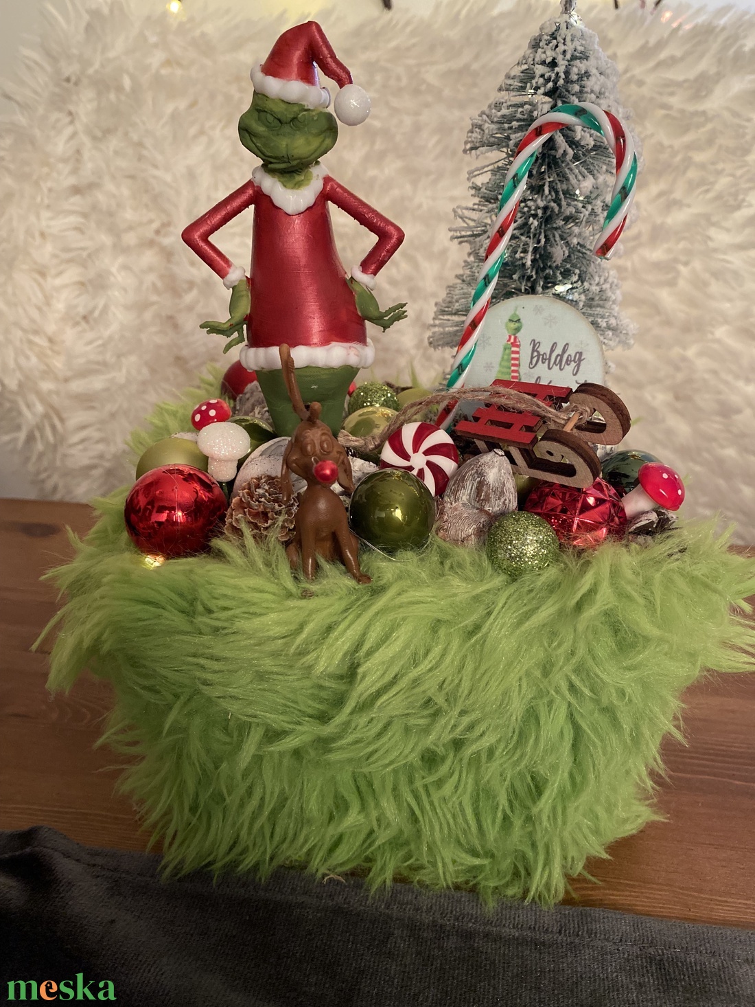 Grincs karácsonyi asztal disz  - karácsony - karácsonyi lakásdekoráció - ünnepi asztaldekoráció - Meska.hu