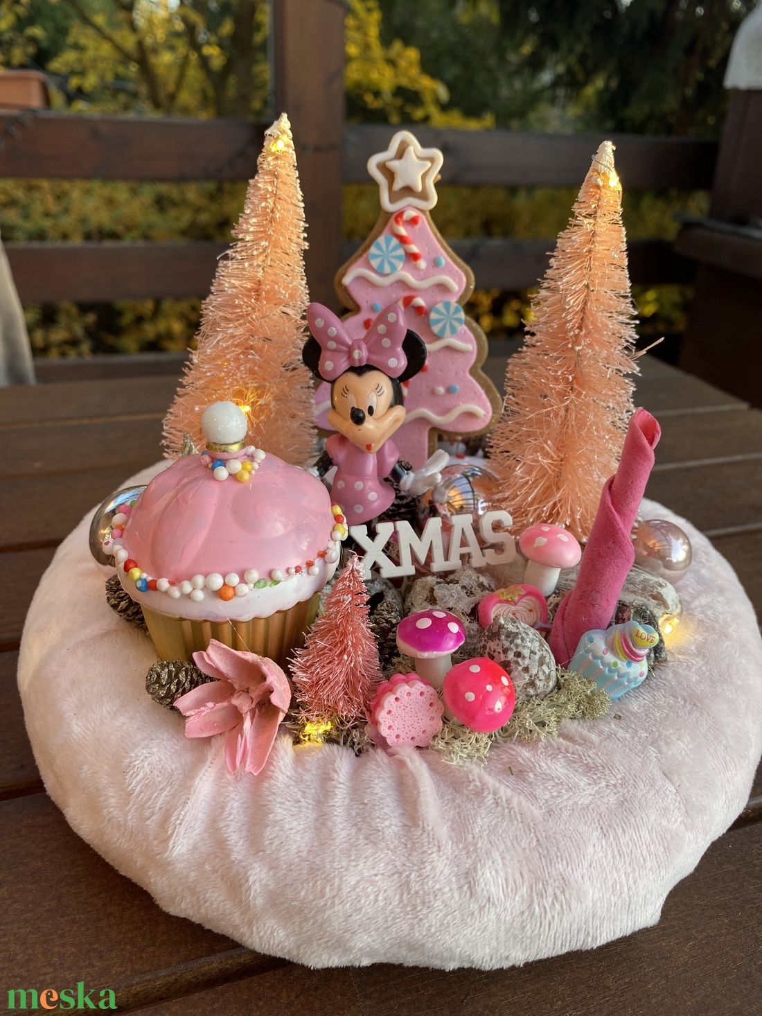 Disney Minnie karácsonyi asztal disz  - karácsony - karácsonyi lakásdekoráció - karácsonyi lakásdíszek - Meska.hu