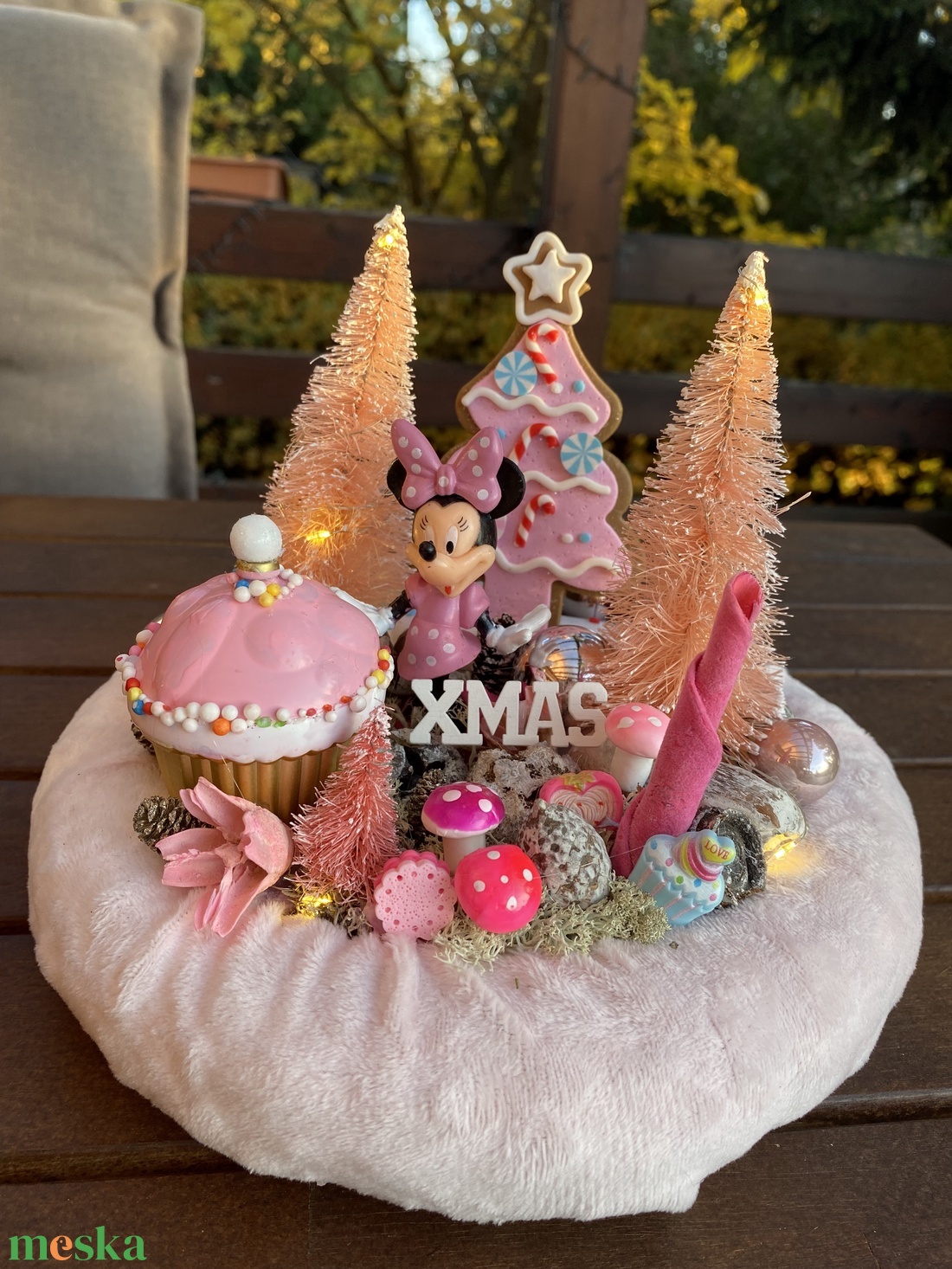 Disney Minnie karácsonyi asztal disz  - karácsony - karácsonyi lakásdekoráció - karácsonyi lakásdíszek - Meska.hu