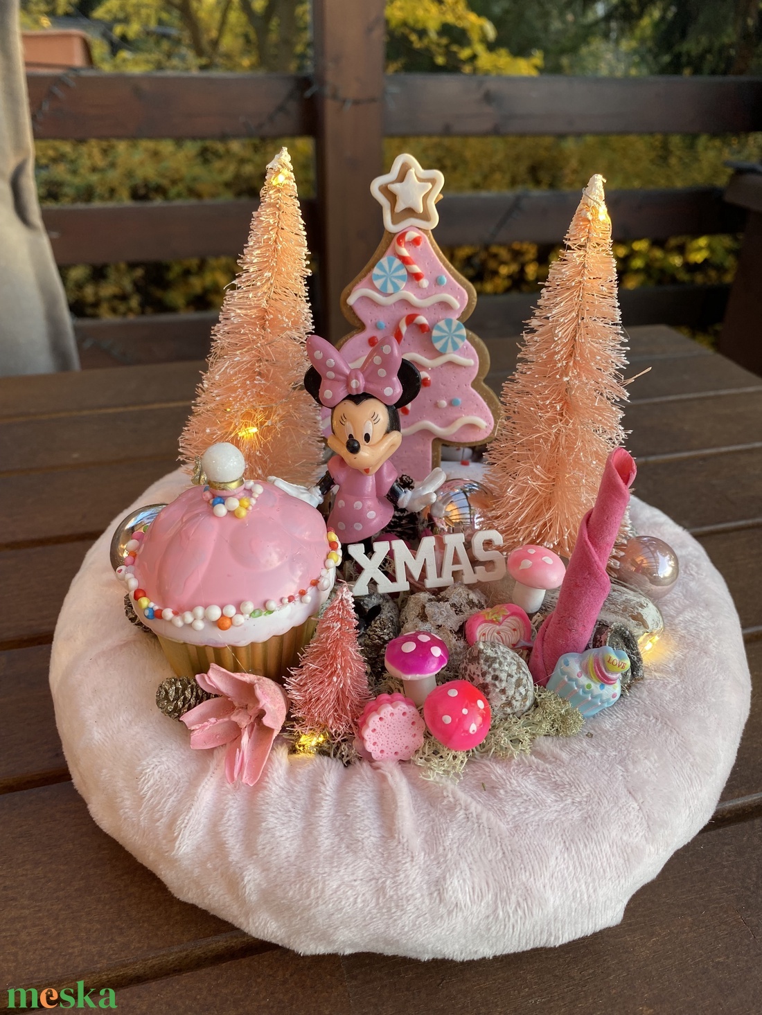 Disney Minnie karácsonyi asztal disz  - karácsony - karácsonyi lakásdekoráció - karácsonyi lakásdíszek - Meska.hu