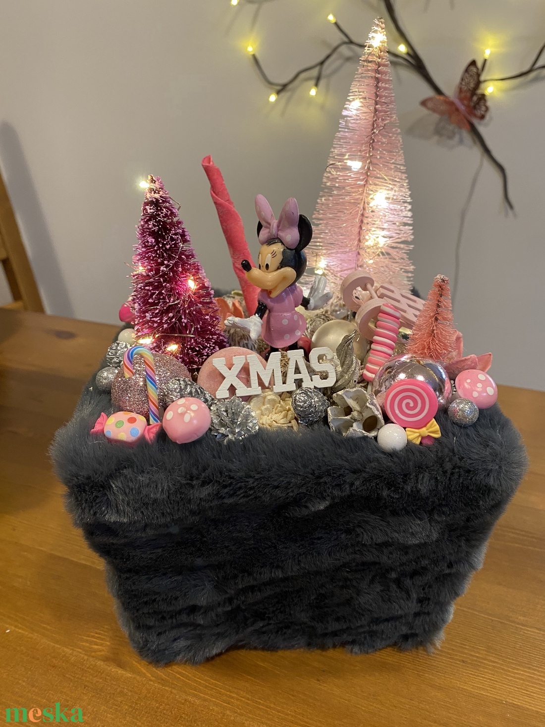 Disney Minnie karácsonyi   asztal disz  - karácsony - karácsonyi lakásdekoráció - karácsonyi lakásdíszek - Meska.hu