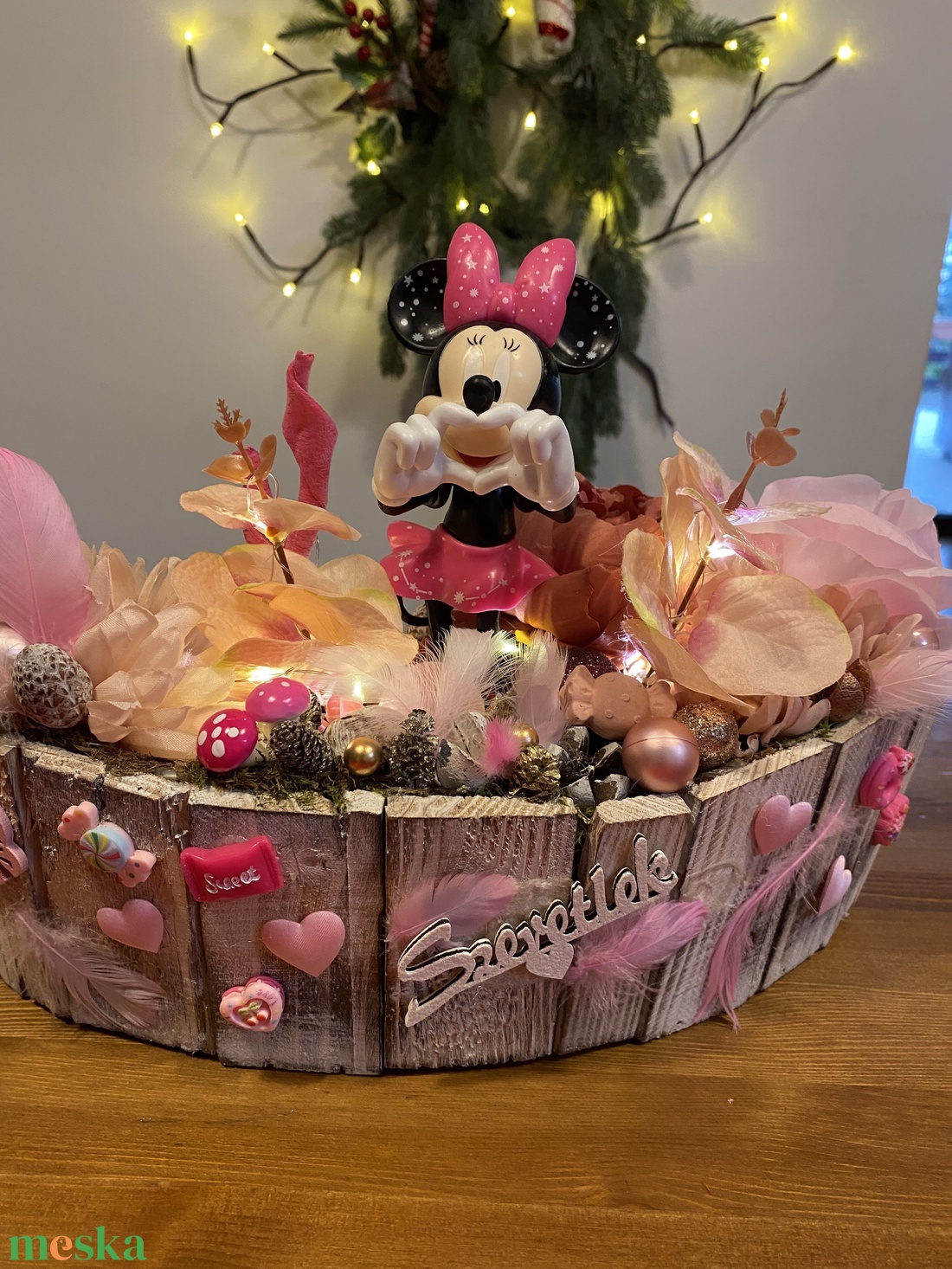 Disney Minnie asztal disz  - karácsony - karácsonyi lakásdekoráció - ünnepi asztaldekoráció - Meska.hu