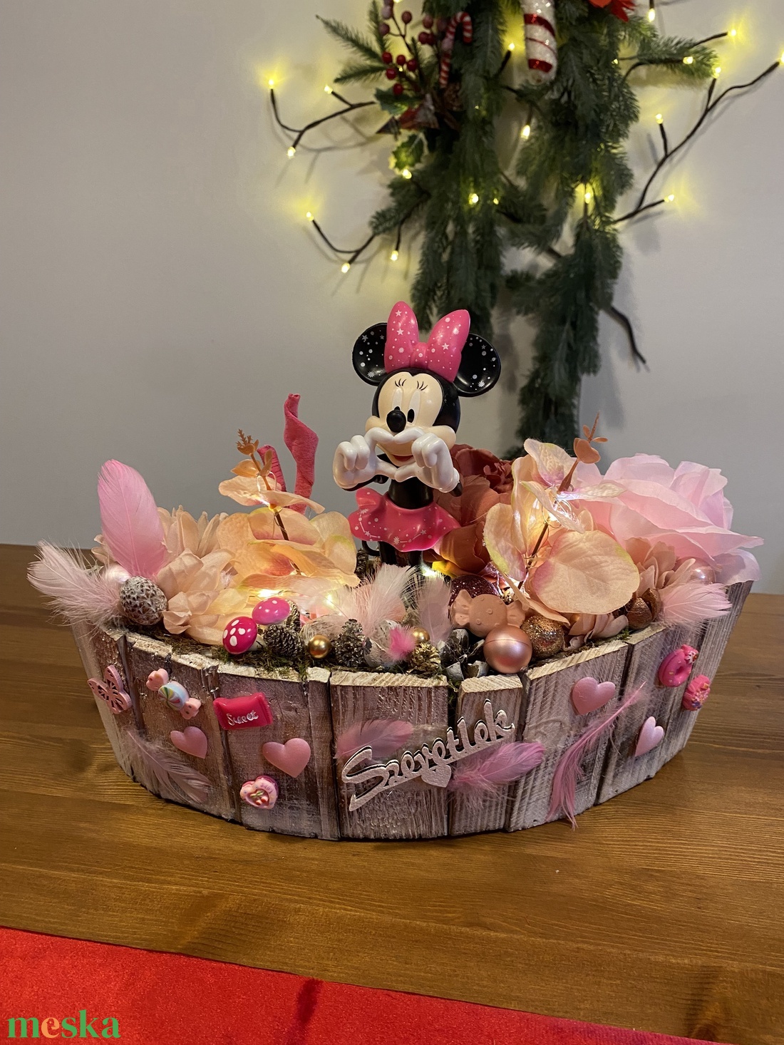 Disney Minnie asztal disz  - karácsony - karácsonyi lakásdekoráció - ünnepi asztaldekoráció - Meska.hu