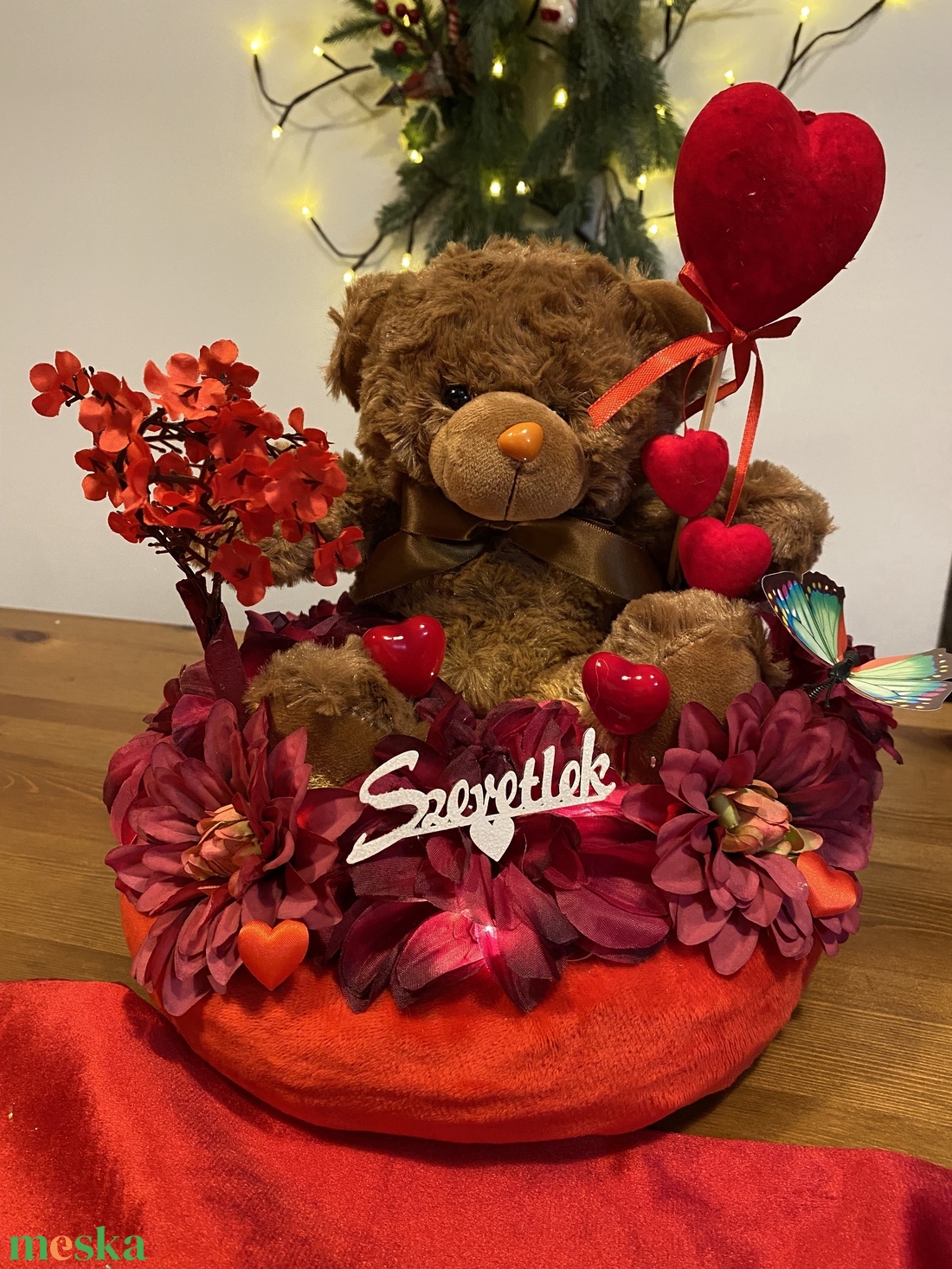 Mackós  asztal disz  - otthon & életmód - virágdekoráció - virágdíszek - asztali virágdísz - Meska.hu