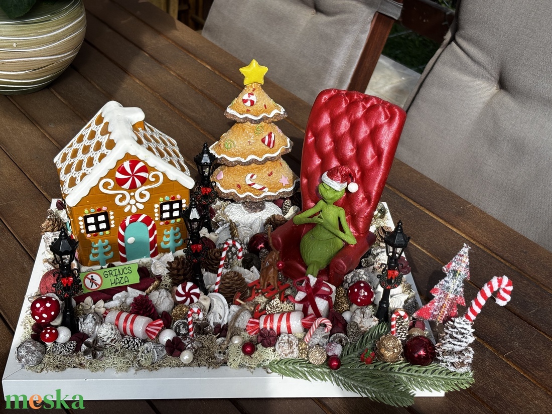 Grincs karácsonyi advent asztal disz  - karácsony - karácsonyi lakásdekoráció - karácsonyi ajtódíszek - Meska.hu