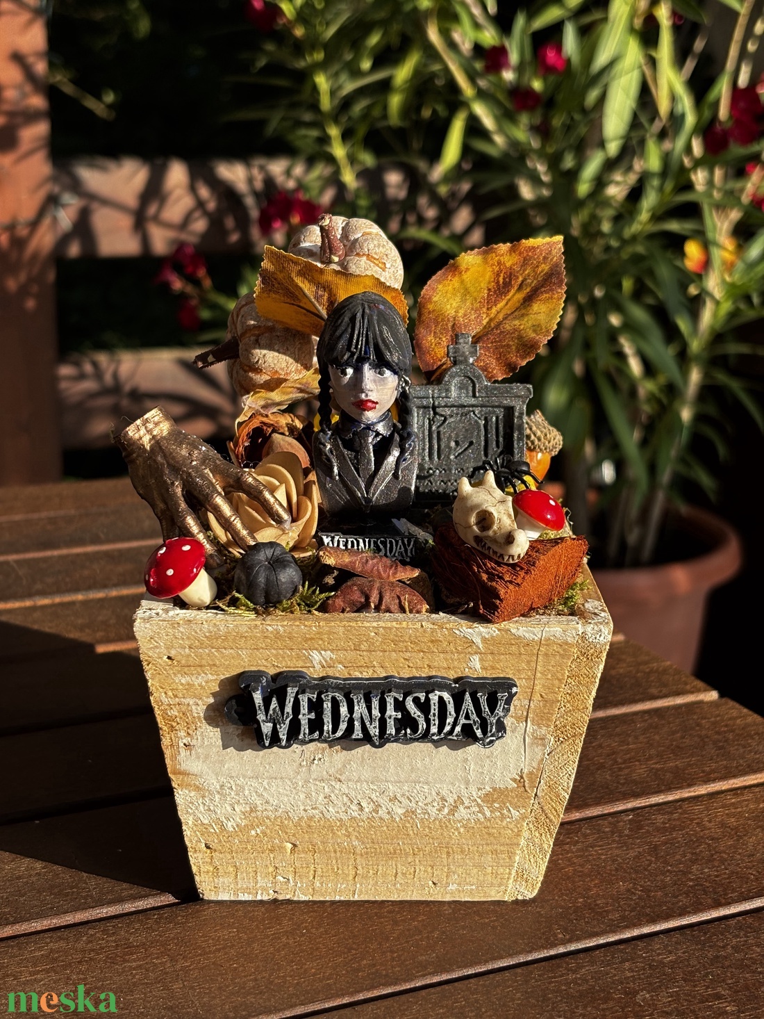 Wednesday  őszi asztal dísz  - otthon & életmód - dekoráció - halloween - halloweeni ajtódíszek és ablakdíszek - Meska.hu