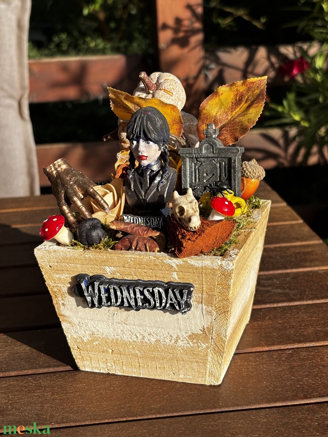Wednesday  őszi asztal dísz  - otthon & életmód - dekoráció - halloween - halloweeni ajtódíszek és ablakdíszek - Meska.hu
