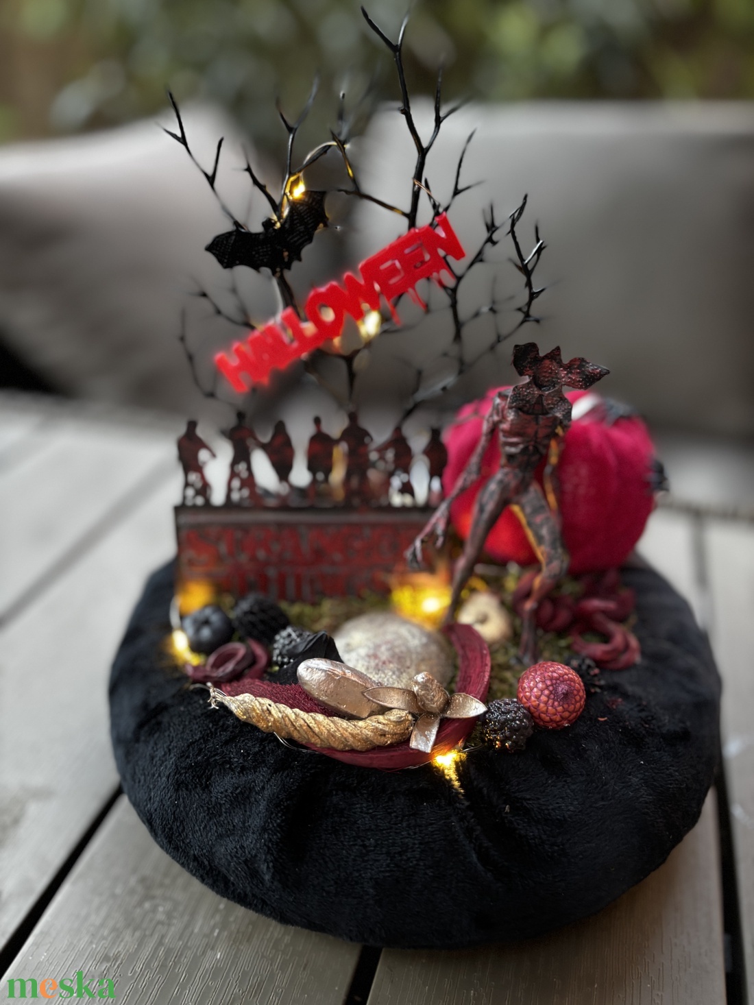 Stranger Things Halloween  őszi  asztal dísz  - otthon & életmód - dekoráció - halloween - halloweeni asztaldísz - Meska.hu