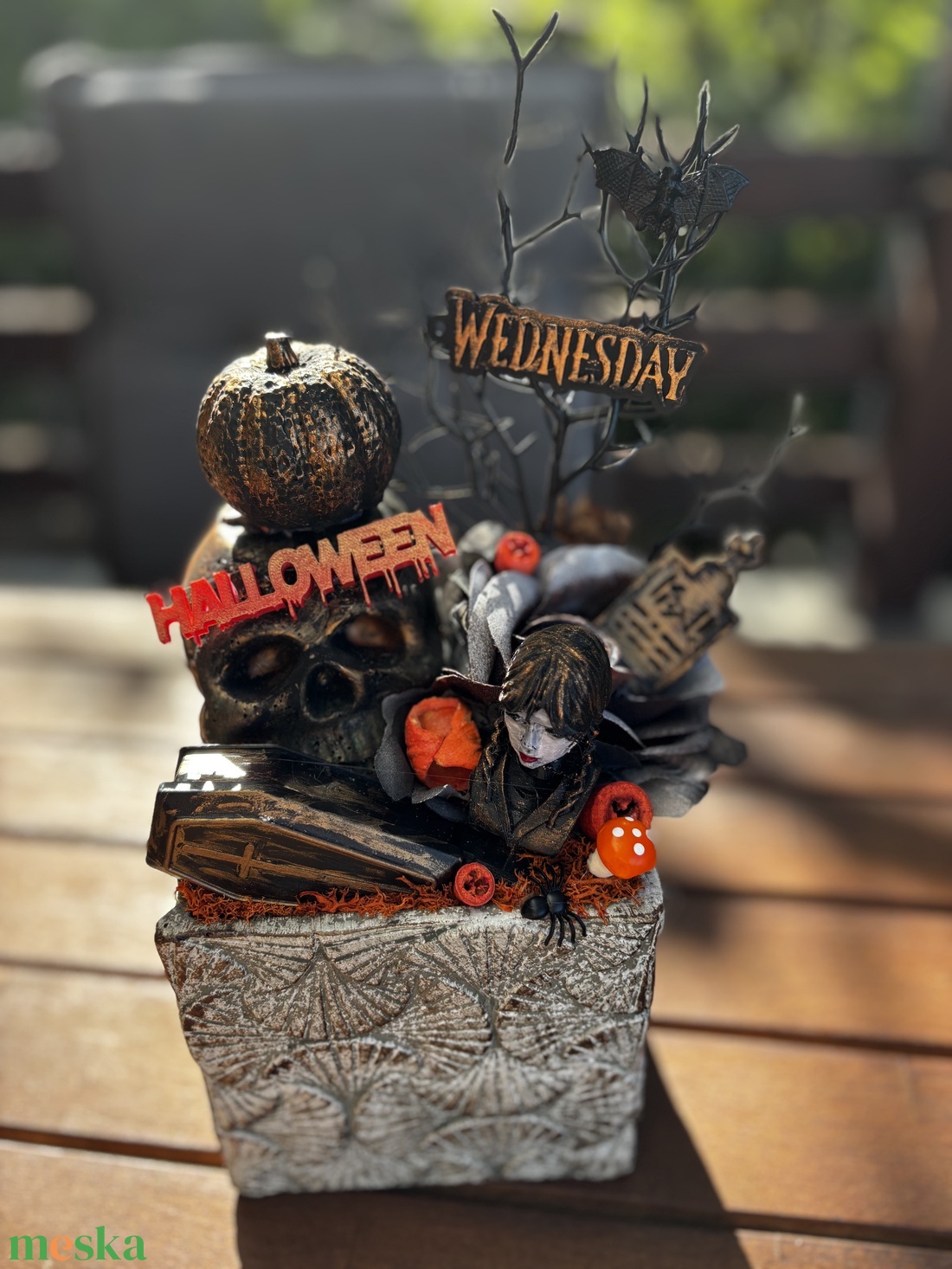 wednesday Halloween  őszi  asztal dísz - otthon & életmód - dekoráció - asztal és polc dekoráció - asztaldísz - Meska.hu