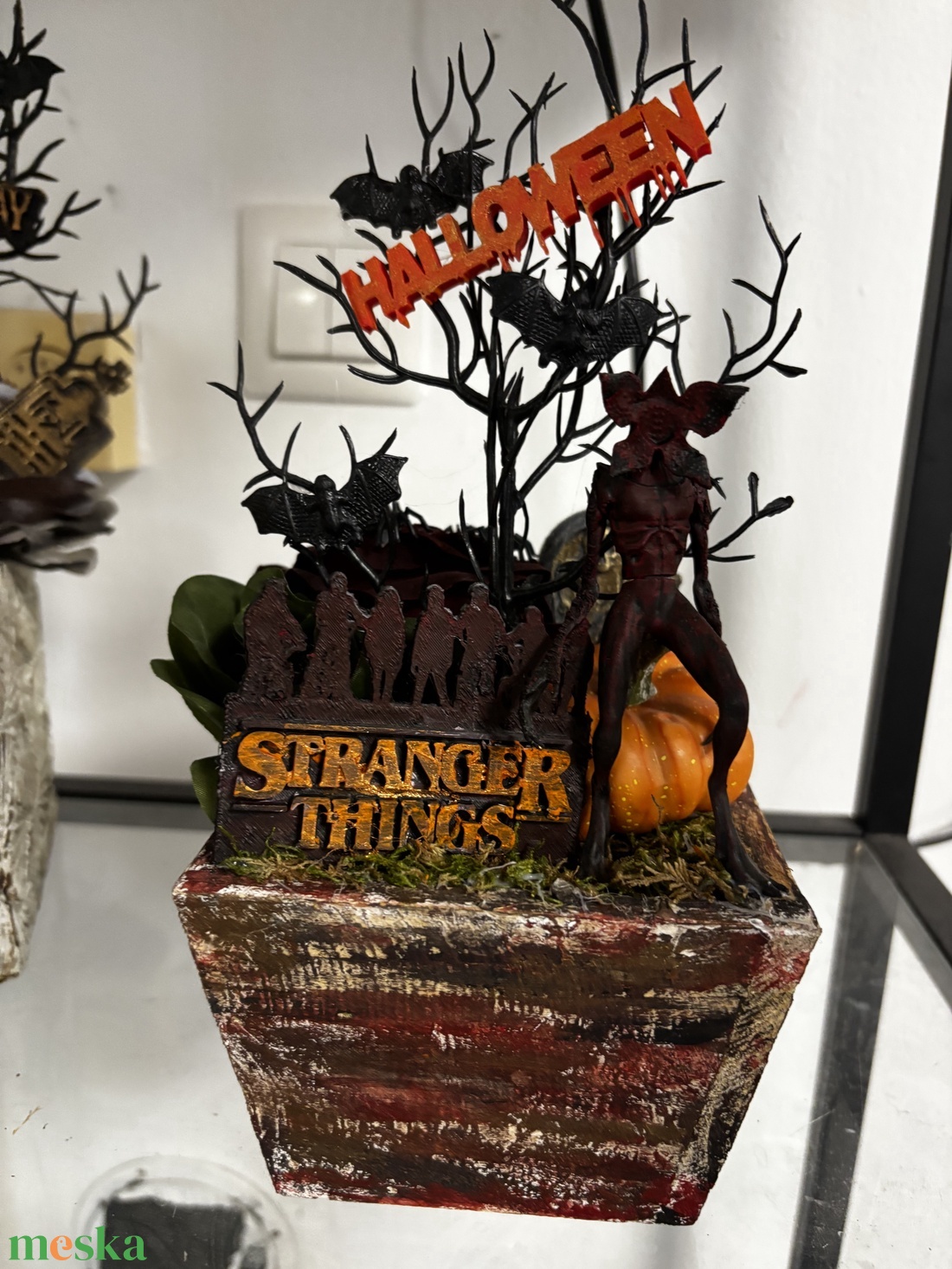 Stranger Things  asztal disz  - otthon & életmód - dekoráció - asztal és polc dekoráció - díszüveg - Meska.hu