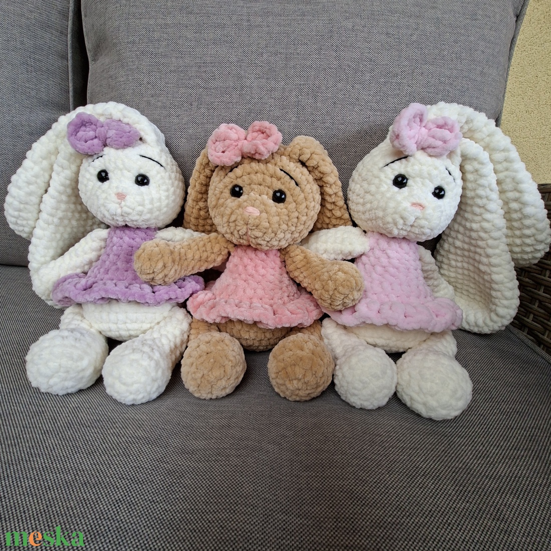 Hosszú fülű, krém színű horgolt nyuszilány - játék & sport - plüssállat & játékfigura - nyuszi - Meska.hu