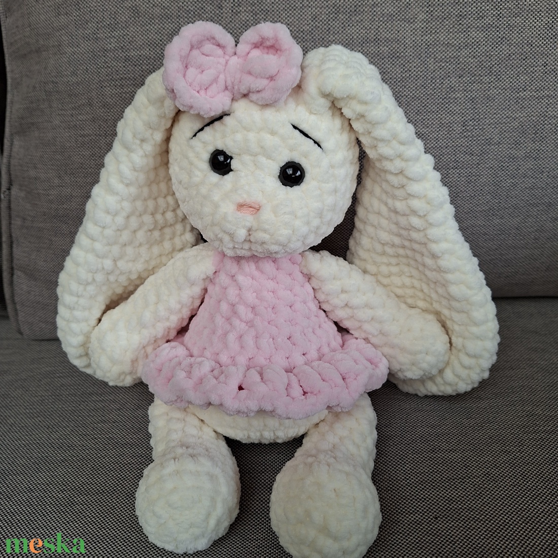 Hosszú fülű, krém színű horgolt nyuszilány - játék & sport - plüssállat & játékfigura - nyuszi - Meska.hu