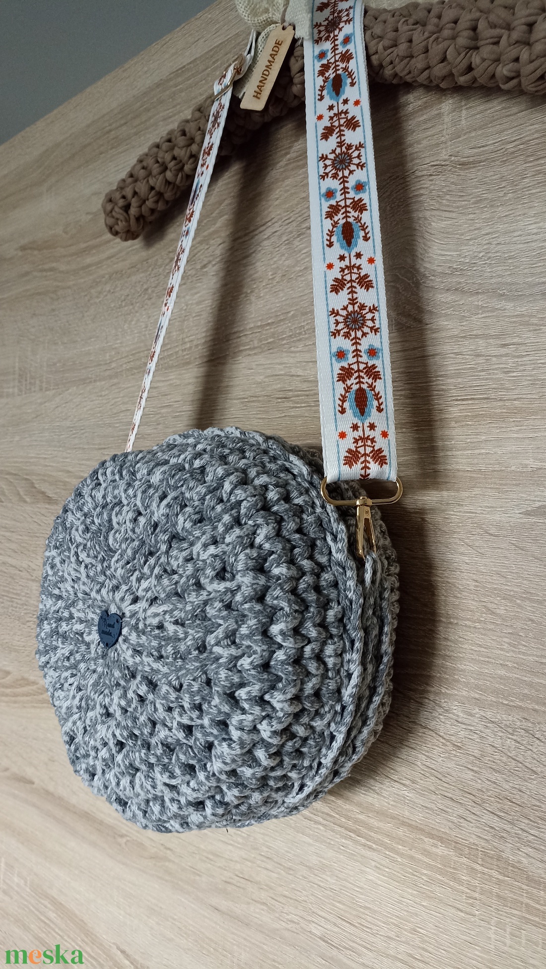 Szürke horgolt macaron válltáska, oldaltáska - táska & tok - kézitáska & válltáska - vállon átvethető táska - Meska.hu Szürke horgolt macaron válltáska, oldaltáska - táska & tok - kézitáska & válltáska - vállon átvethető táska - Meska.hu