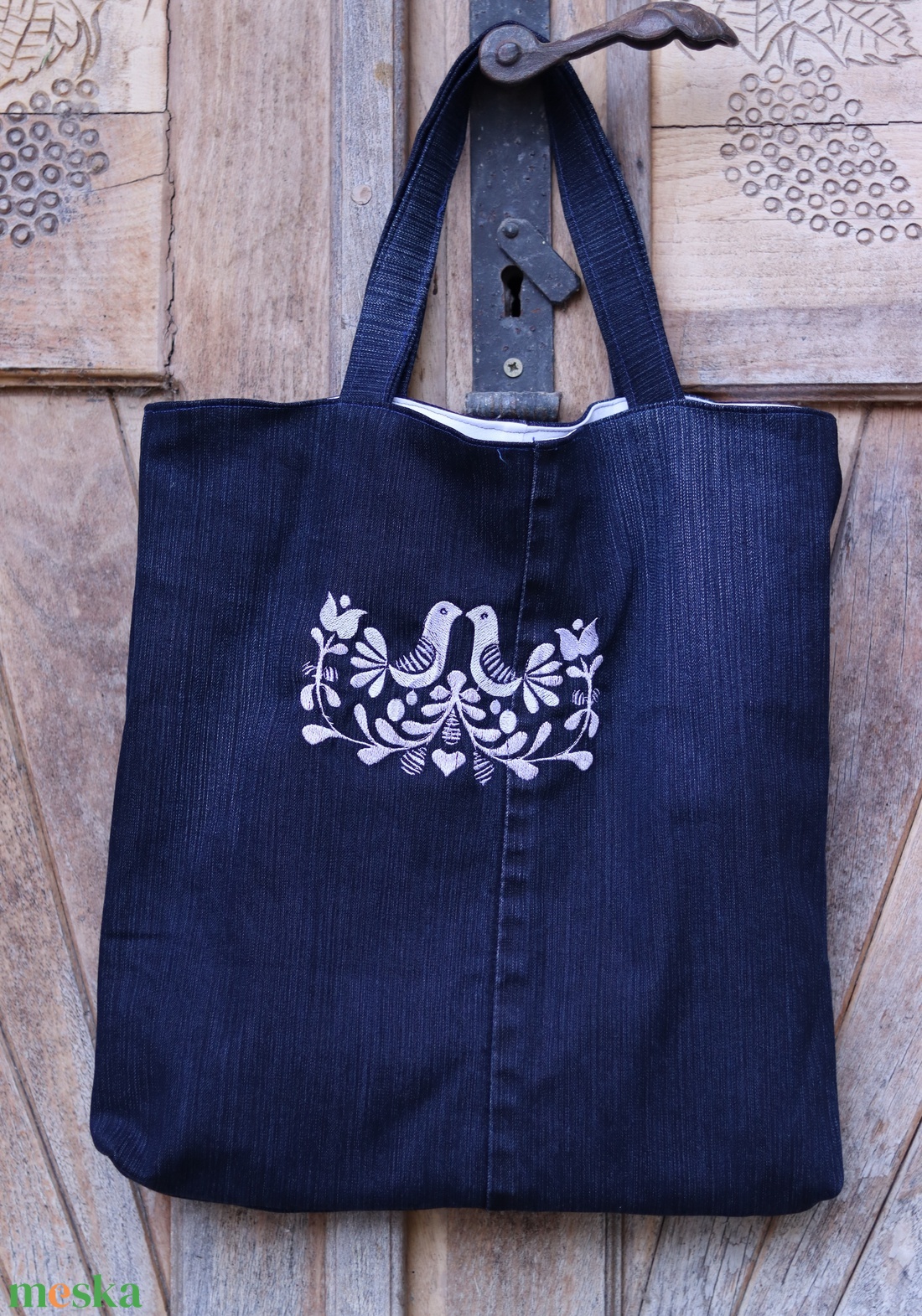 Hímzett újrahasznosított farmertáska, szatyor, bevásárlótásks - táska & tok - bevásárlás & shopper táska - shopper, textiltáska, szatyor - Meska.hu Hímzett újrahasznosított farmertáska, szatyor, bevásárlótásks - táska & tok - bevásárlás & shopper táska - shopper, textiltáska, szatyor - Meska.hu