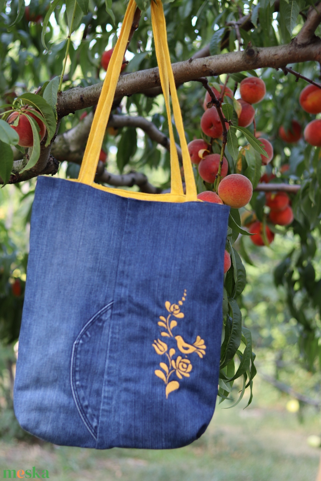 Hímzett újrahasznosított farmertáska, szatyor, bevásárlótáska - táska & tok - bevásárlás & shopper táska - shopper, textiltáska, szatyor - Meska.hu Hímzett újrahasznosított farmertáska, szatyor, bevásárlótáska - táska & tok - bevásárlás & shopper táska - shopper, textiltáska, szatyor - Meska.hu