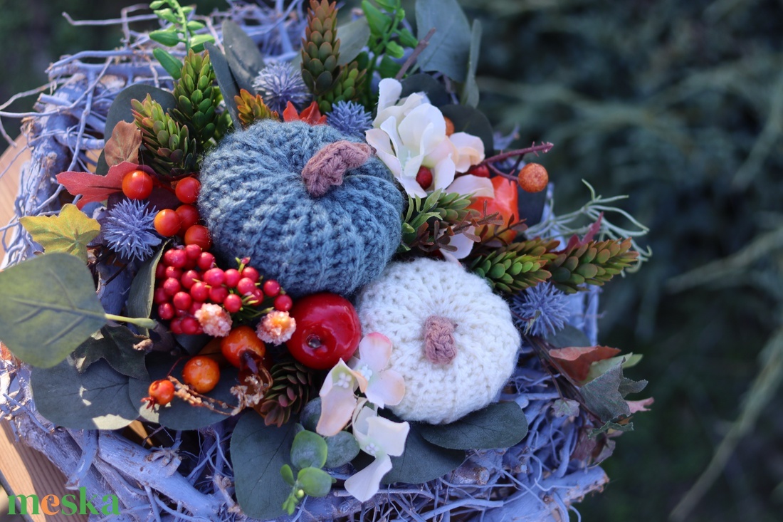 Textíltököcskékkel díszített őszi asztaldísz, dekoráció - otthon & életmód - dekoráció - halloween - halloweeni dekoráció - Meska.hu Textíltököcskékkel díszített őszi asztaldísz, dekoráció - otthon & életmód - dekoráció - halloween - halloweeni dekoráció - Meska.hu
