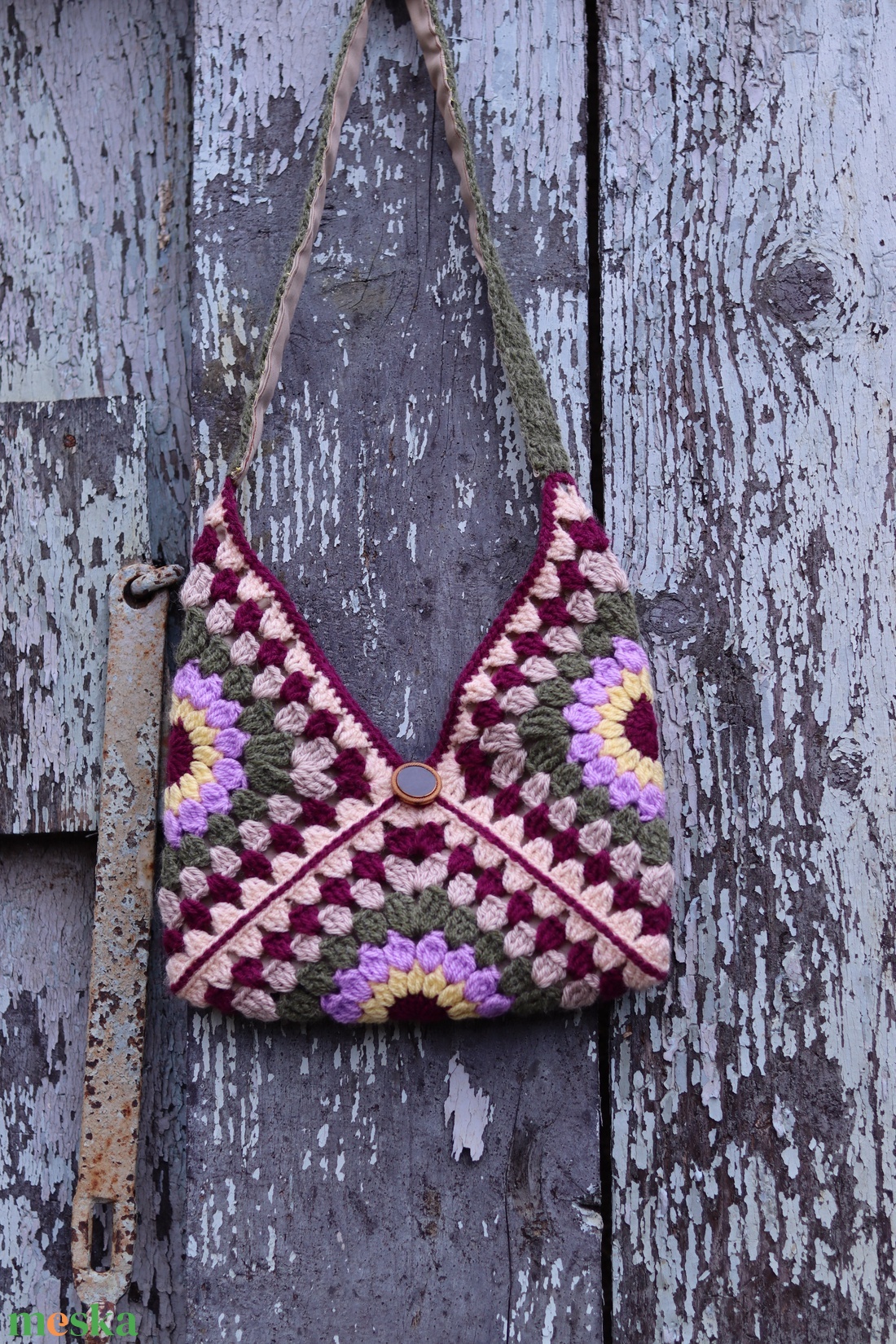 Horgolt hippi stílusú nagyikockás táska, crossbody - táska & tok - bevásárlás & shopper táska - shopper, textiltáska, szatyor - Meska.hu Horgolt hippi stílusú nagyikockás táska, crossbody - táska & tok - bevásárlás & shopper táska - shopper, textiltáska, szatyor - Meska.hu