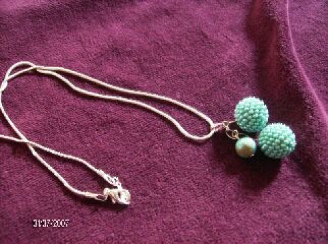 Fürtös bogyós nyaklánc -  - Meska.hu