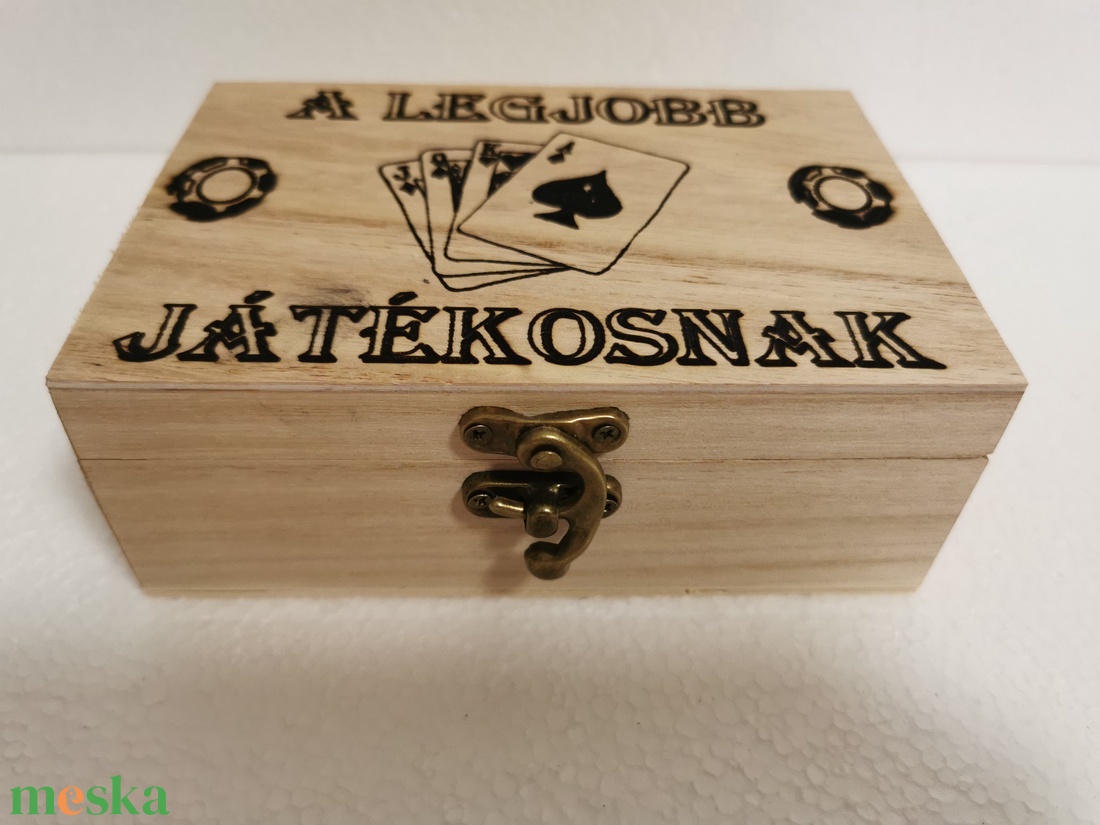 Pókeres Zsebóra ajándék Játékos fa dobozban egyedi kézműves - ékszer - karóra és ékszeróra - zsebóra - Meska.hu