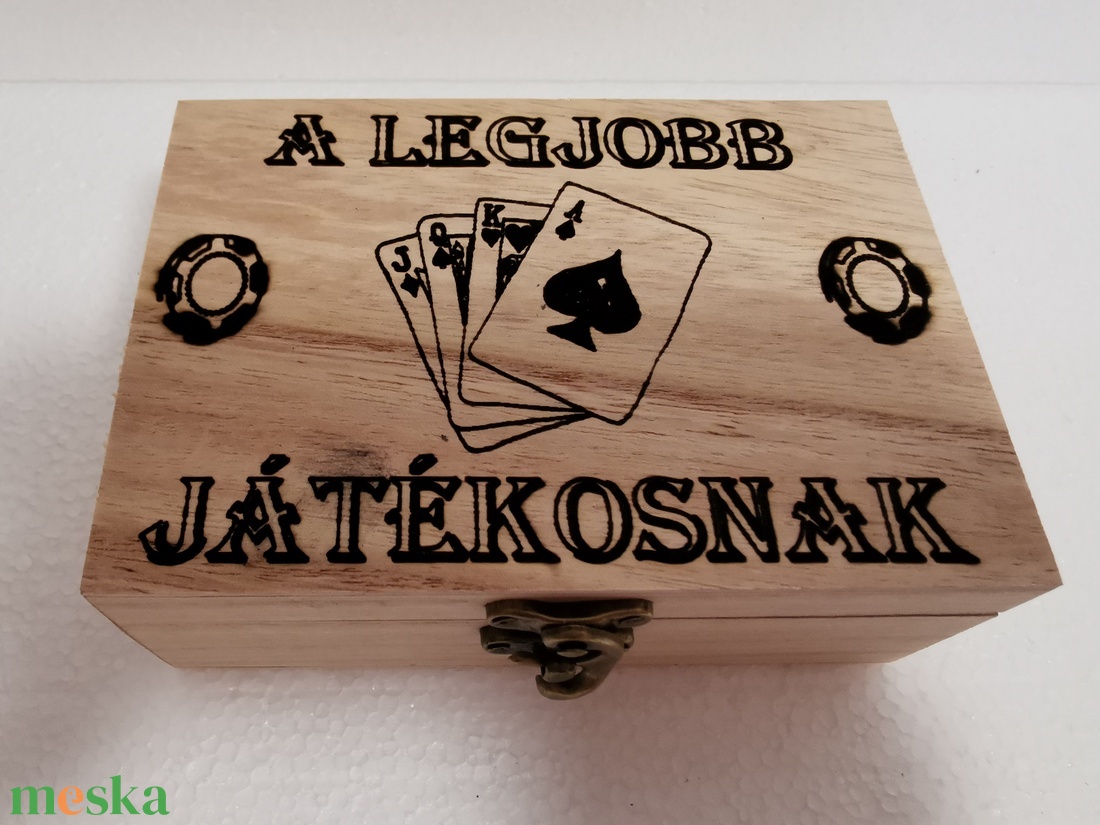 Pókeres Zsebóra ajándék Játékos fa dobozban egyedi kézműves - ékszer - karóra és ékszeróra - zsebóra - Meska.hu