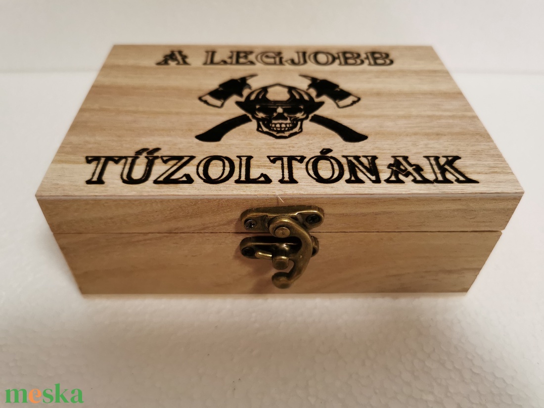 Tűzoltós Zsebóra ajándék fa dobozban egyedi kézműves - ékszer - karóra és ékszeróra - zsebóra - Meska.hu Tűzoltós Zsebóra ajándék fa dobozban egyedi kézműves - ékszer - karóra és ékszeróra - zsebóra - Meska.hu