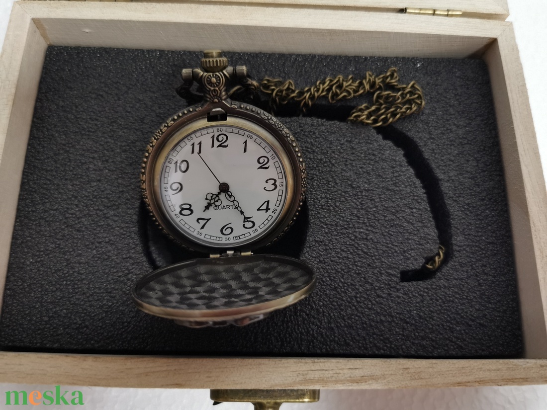 Rendőrös Zsebóra ajándék fa dobozban egyedi kézműves - ékszer - karóra és ékszeróra - zsebóra - Meska.hu