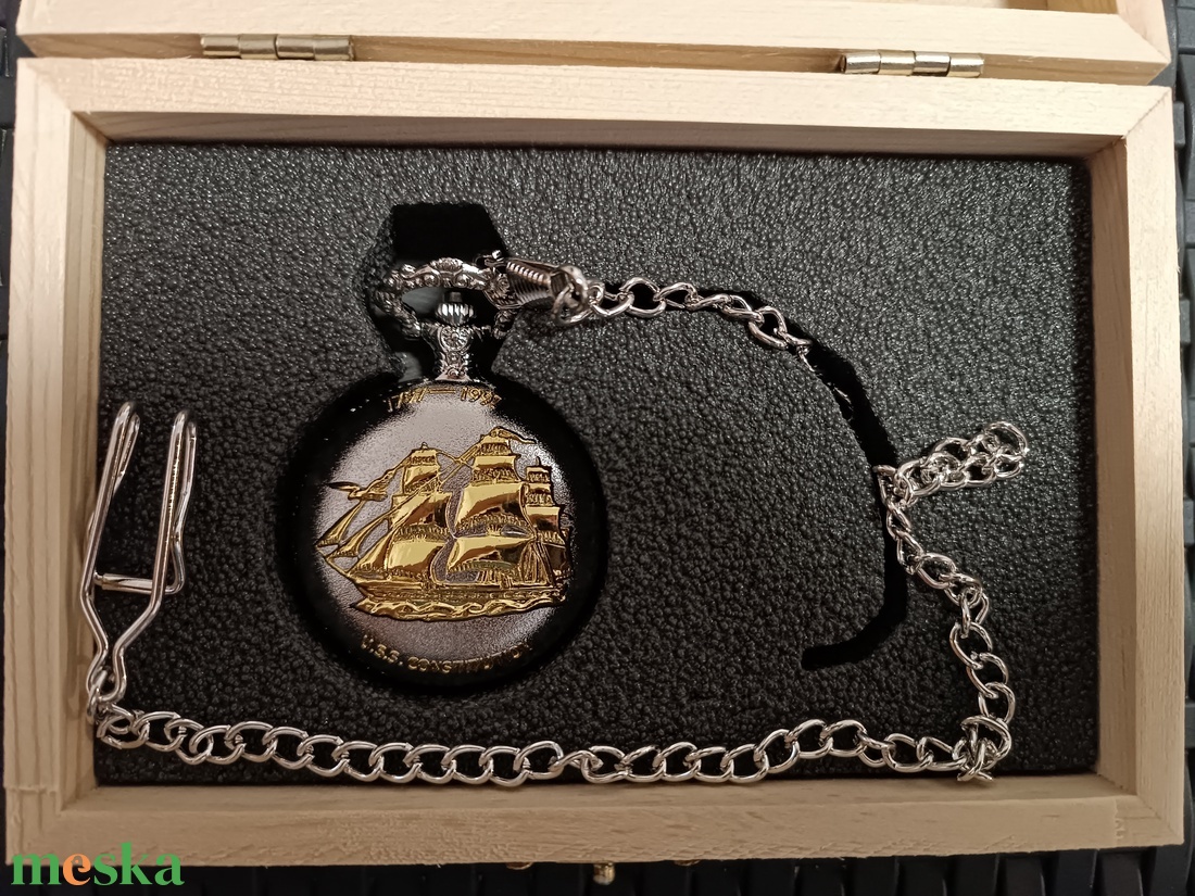 Hajós Zsebóra ajándék fa dobozban egyedi kézműves - ékszer - karóra és ékszeróra - zsebóra - Meska.hu