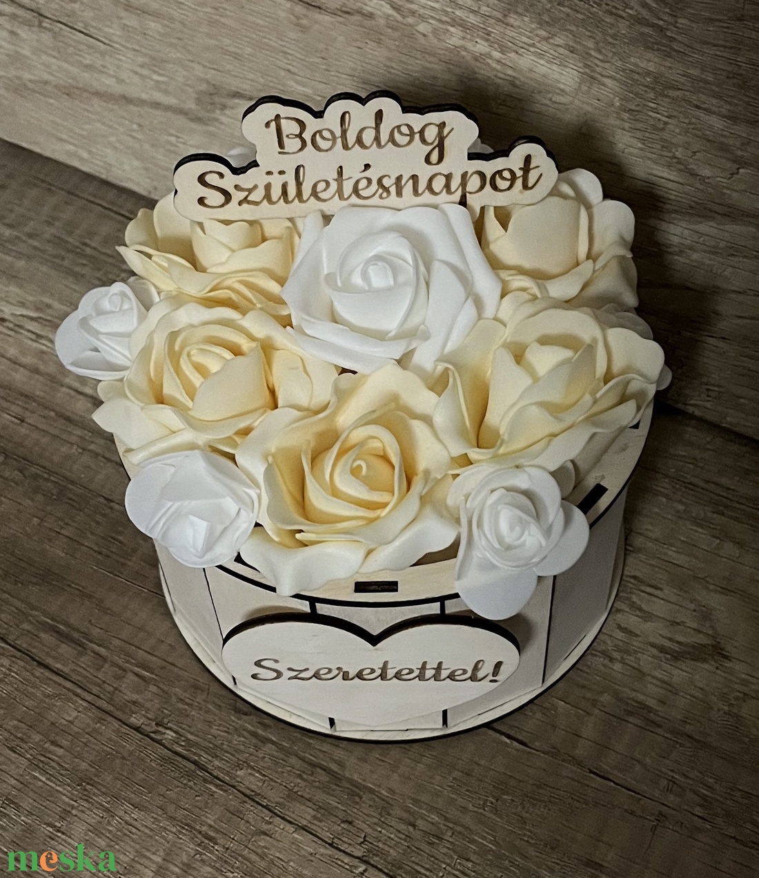 Születésnapi rózsa box - otthon & életmód - dekoráció - virágdísz és tartó - virágbox, virágdoboz - Meska.hu Születésnapi rózsa box - otthon & életmód - dekoráció - virágdísz és tartó - virágbox, virágdoboz - Meska.hu