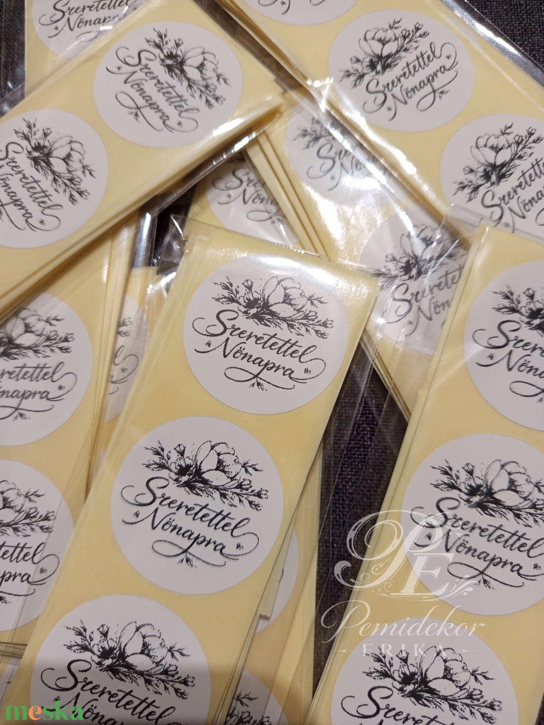 Boldog Nőnapot matrica  - kellékek & szerszámok - dekorációs kellékek - matricaív - Meska.hu