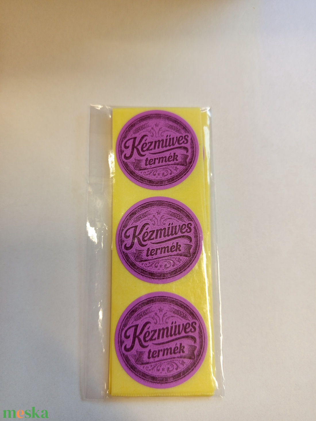 Kézműves termék feliratú matrica. - kellékek & szerszámok - dekorációs kellékek - matricaív - Meska.hu