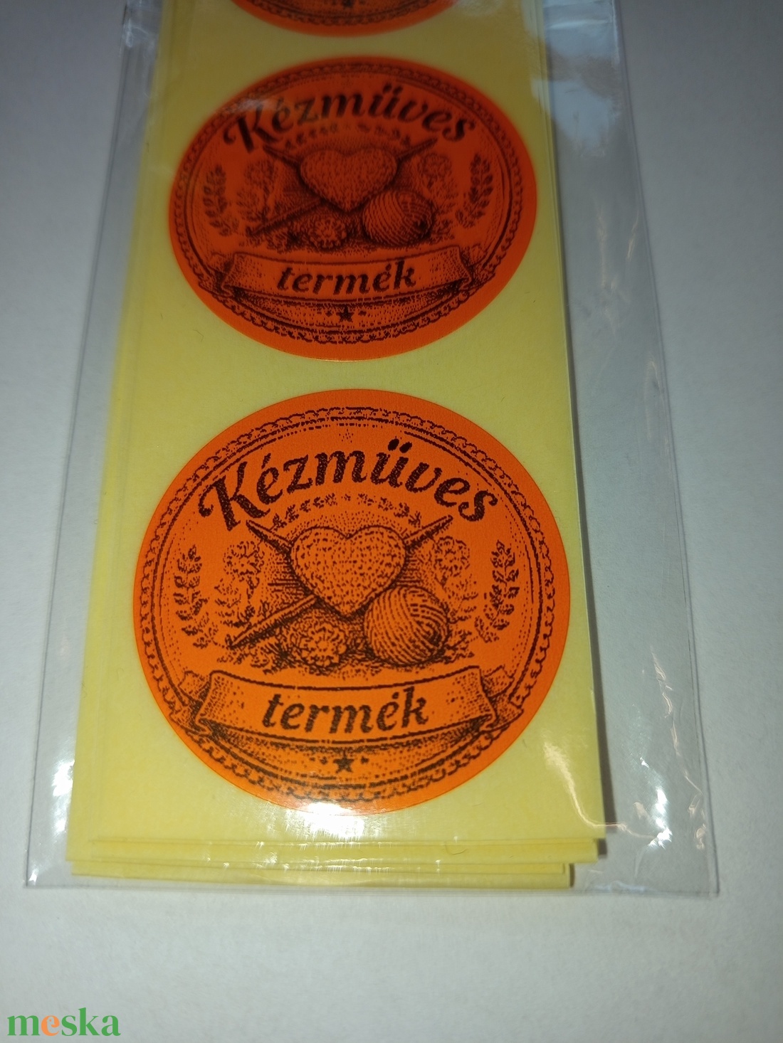 Kézműves termék feliratú matrica. - kellékek & szerszámok - dekorációs kellékek - matricaív - Meska.hu