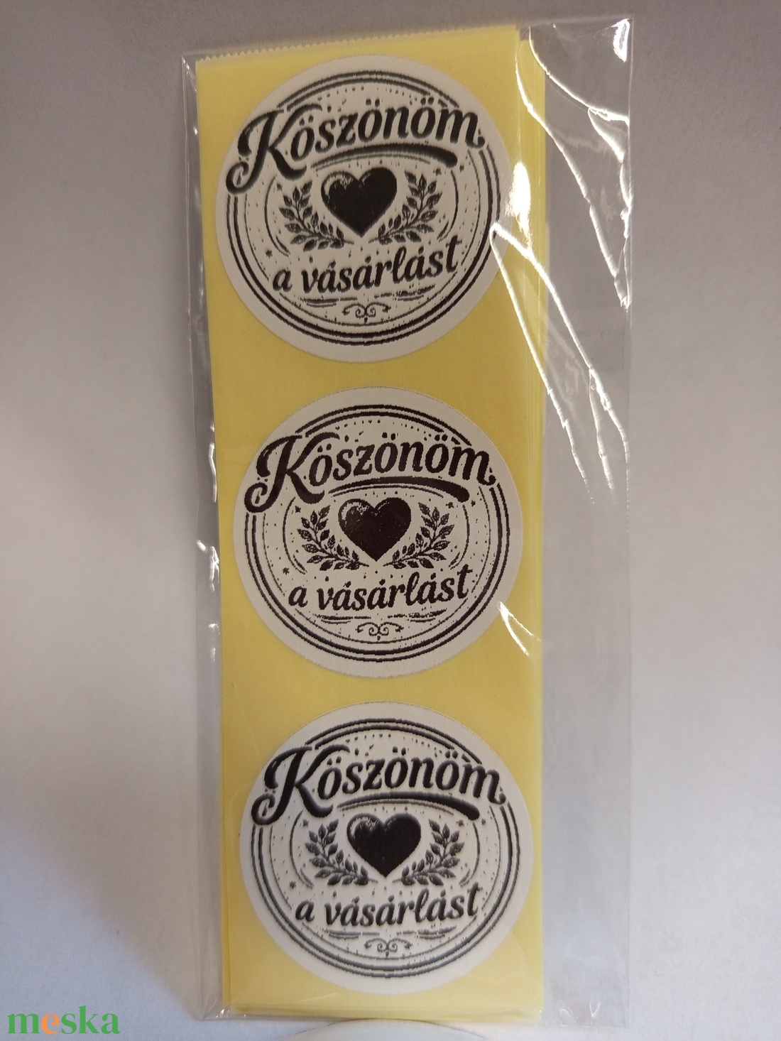 Köszönöm a vásárlást feliratú matrica. - kellékek & szerszámok - dekorációs kellékek - matricaív - Meska.hu