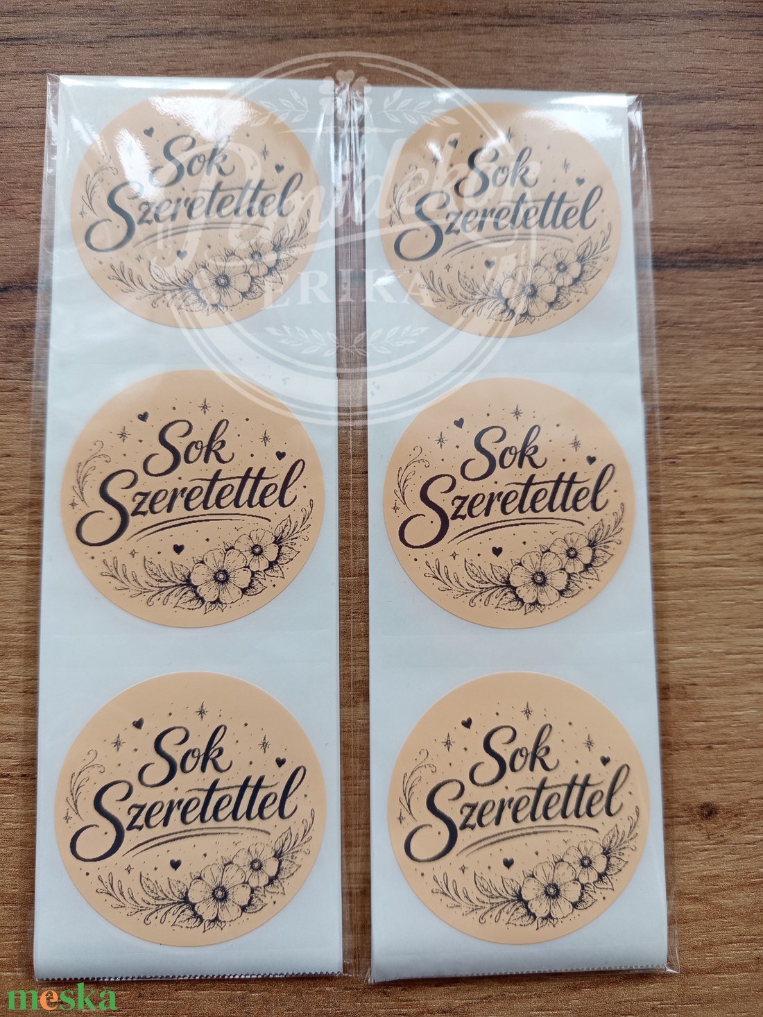 Sok Szeretettel kerek matrica (5 cm) � 20 db. - kellékek & szerszámok - dekorációs kellékek - matricaív - Meska.hu