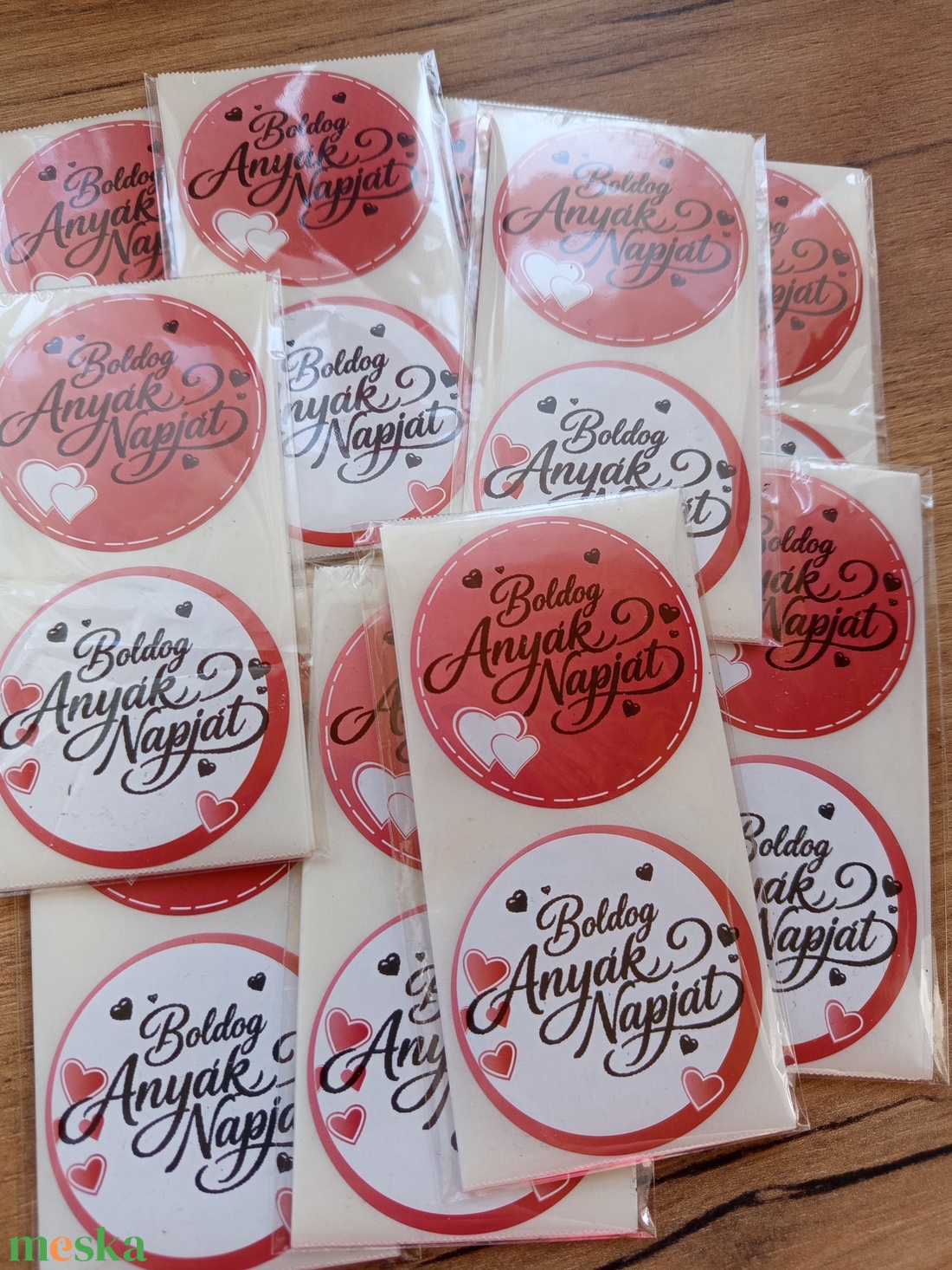 Boldog Anyák Napját kerek matrica (5 cm) � 10 db. - kellékek & szerszámok - dekorációs kellékek - matricaív - Meska.hu