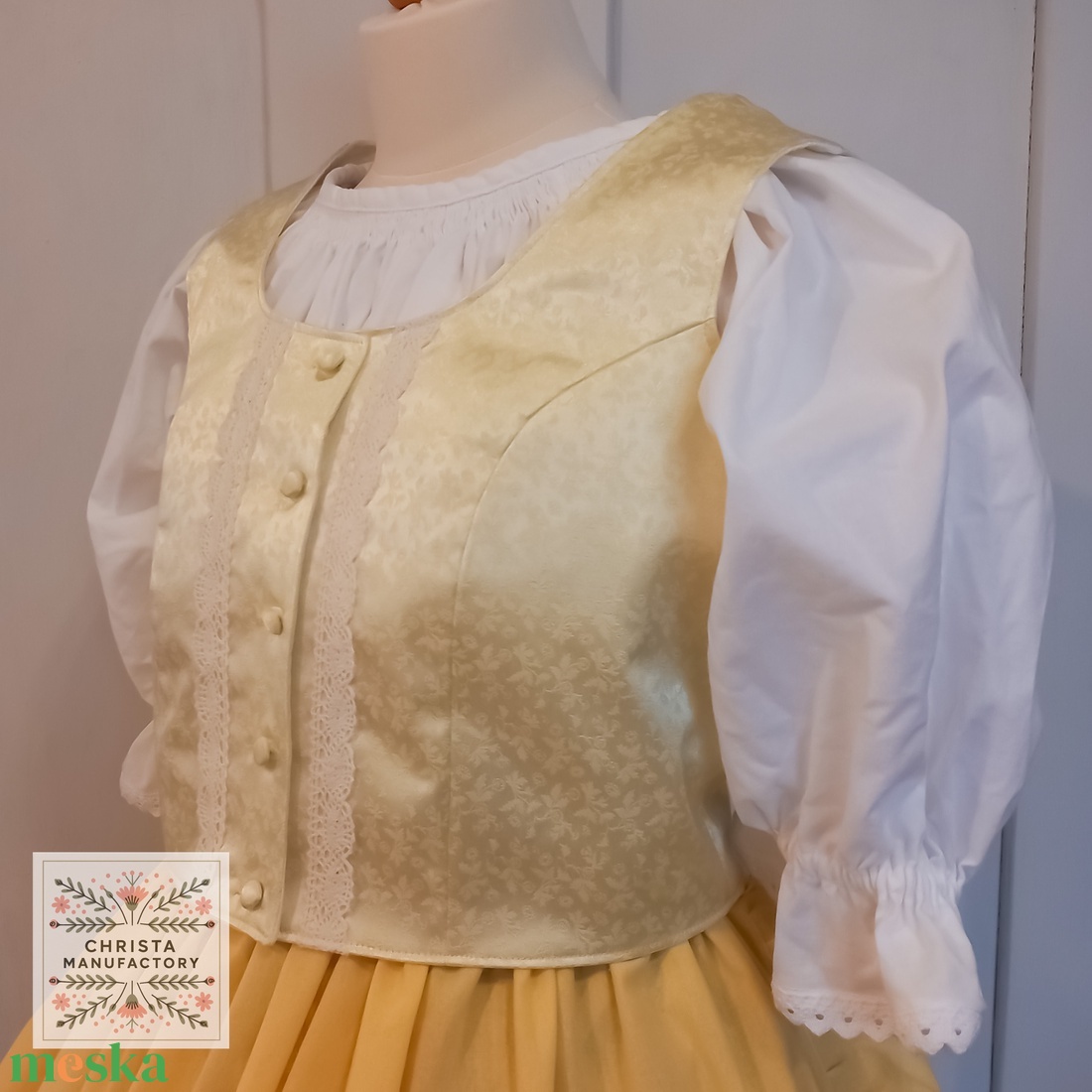 Brokát női mellény, népviselet - ruha & divat - női ruha - mellény - Meska.hu