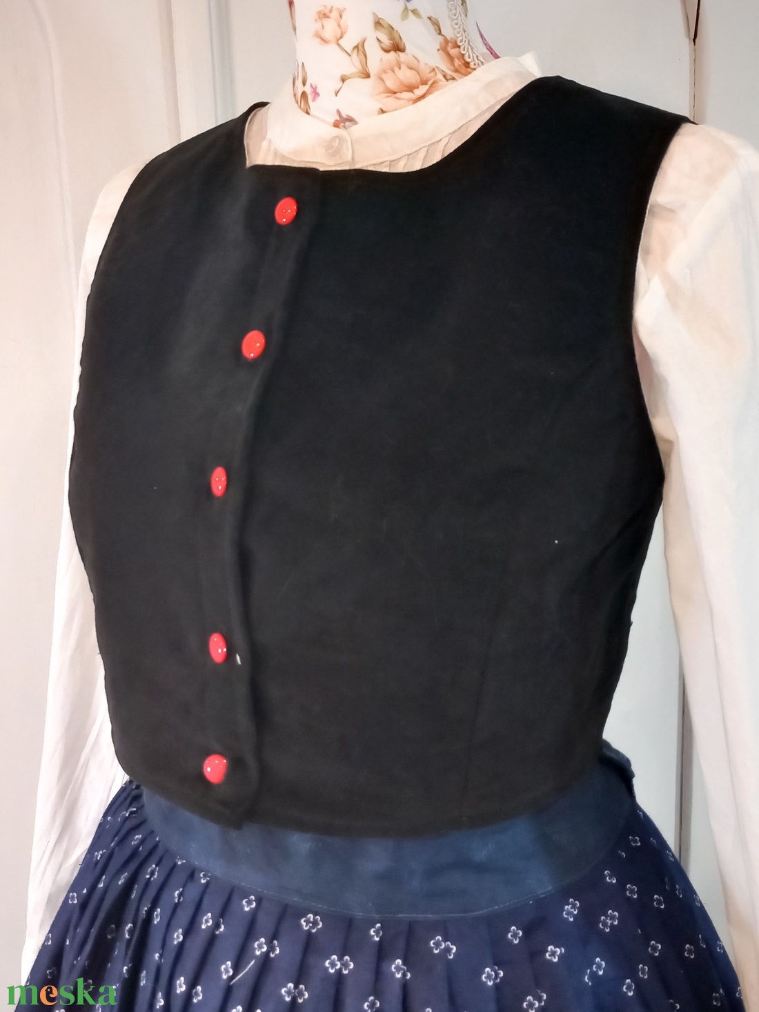 Bársony mellény, népviselet  - ruha & divat - női ruha - mellény - Meska.hu