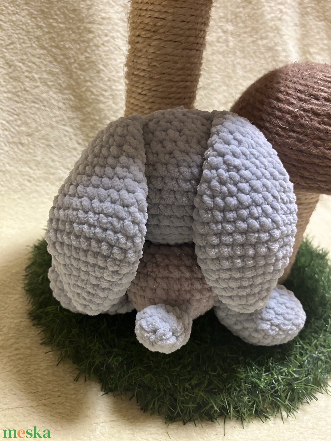 Amigurumi Horgolt plüss nyuszi - játék & sport - plüssállat & játékfigura - nyuszi - Meska.hu