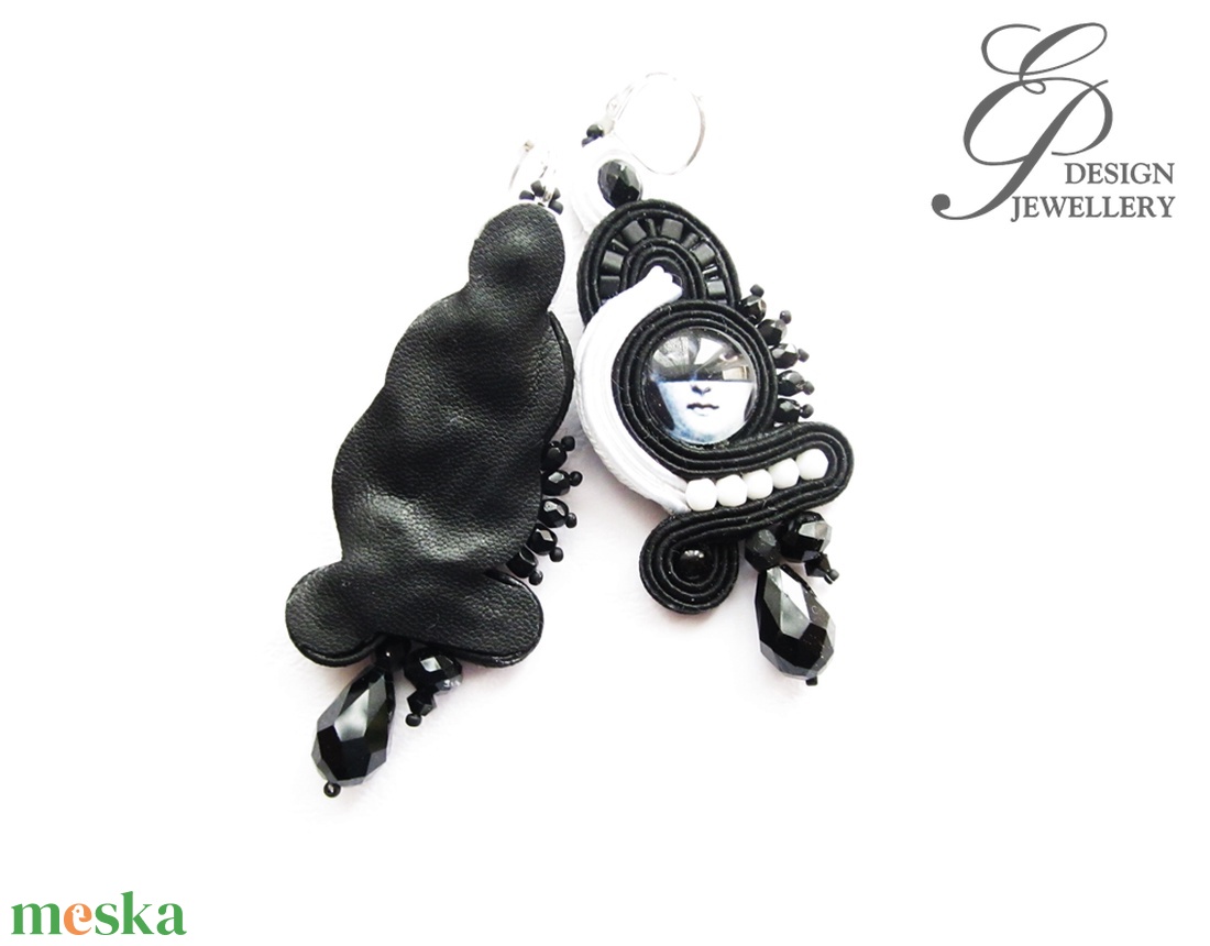 SF188 Fekete-fehér sujtás fülbevaló - ékszer - fülbevaló - lógó fülbevaló - Meska.hu