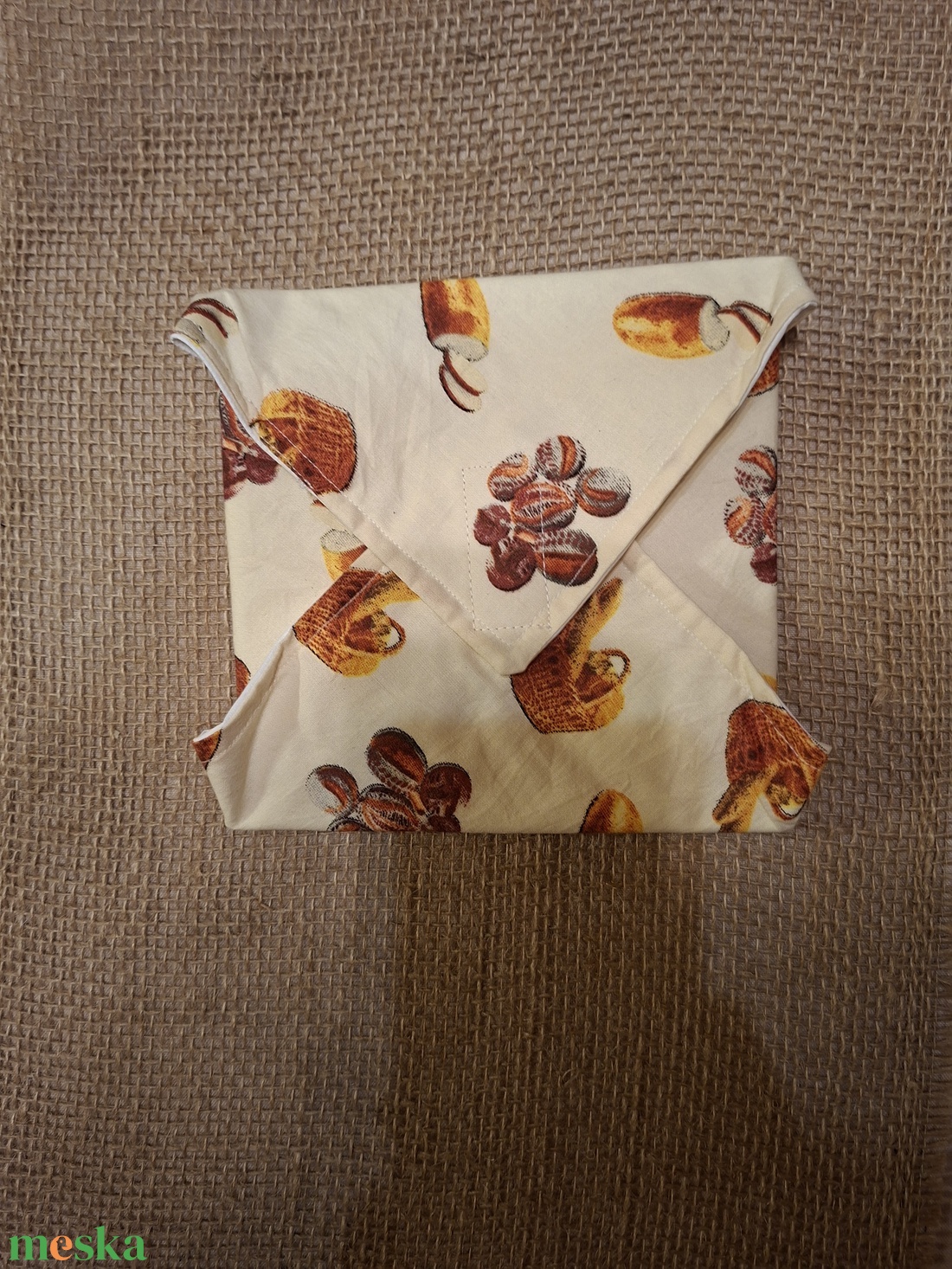 Pékáru mintás újraszalvéta - táska & tok - uzsonna- & ebéd tartó - szendvics csomagoló - Meska.hu