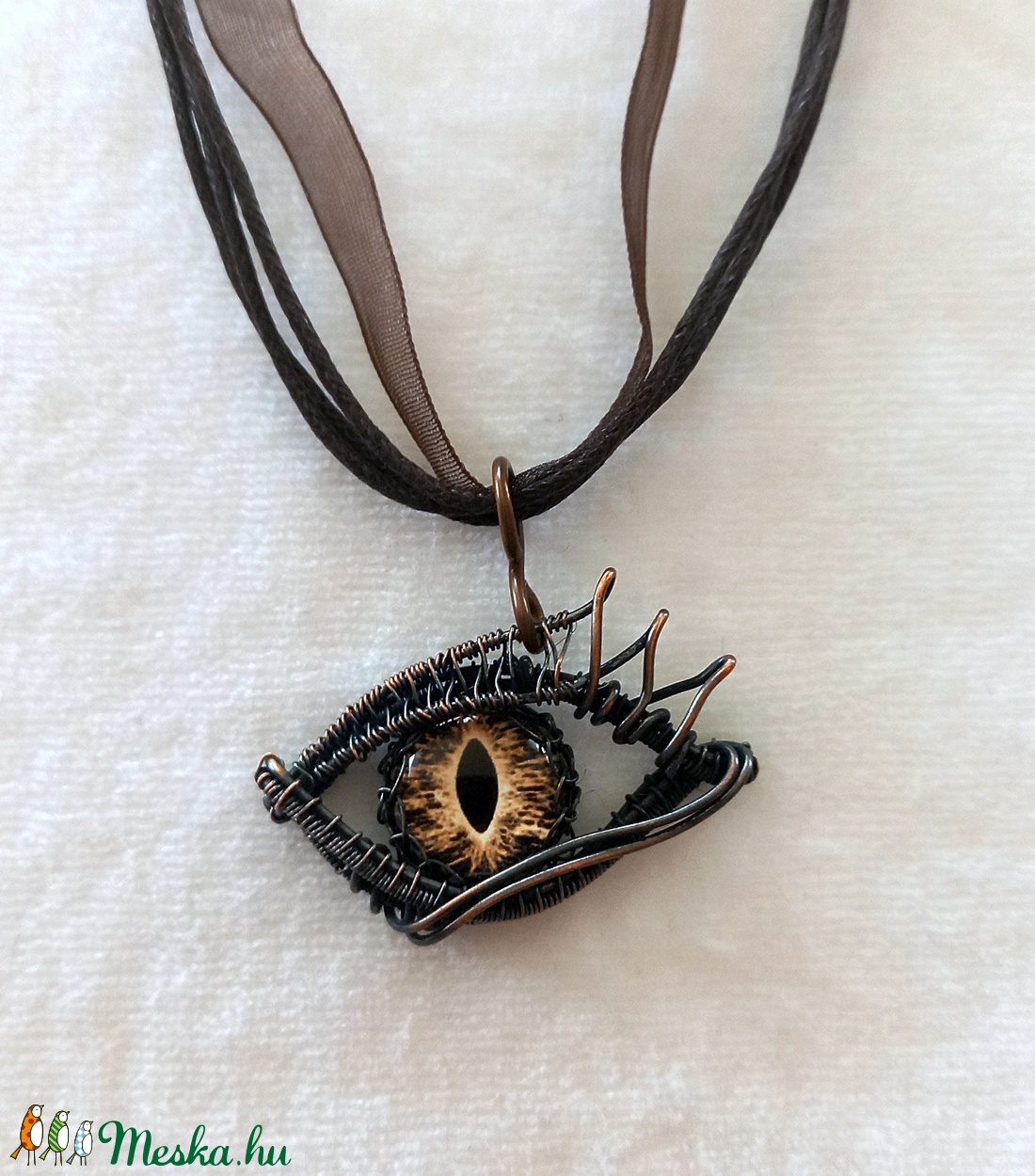 Sárkányszem medál, barna sárkányszem medál, vörösréz sárkány medál, kígyószem medál - ékszer - nyaklánc - medálos nyaklánc - Meska.hu